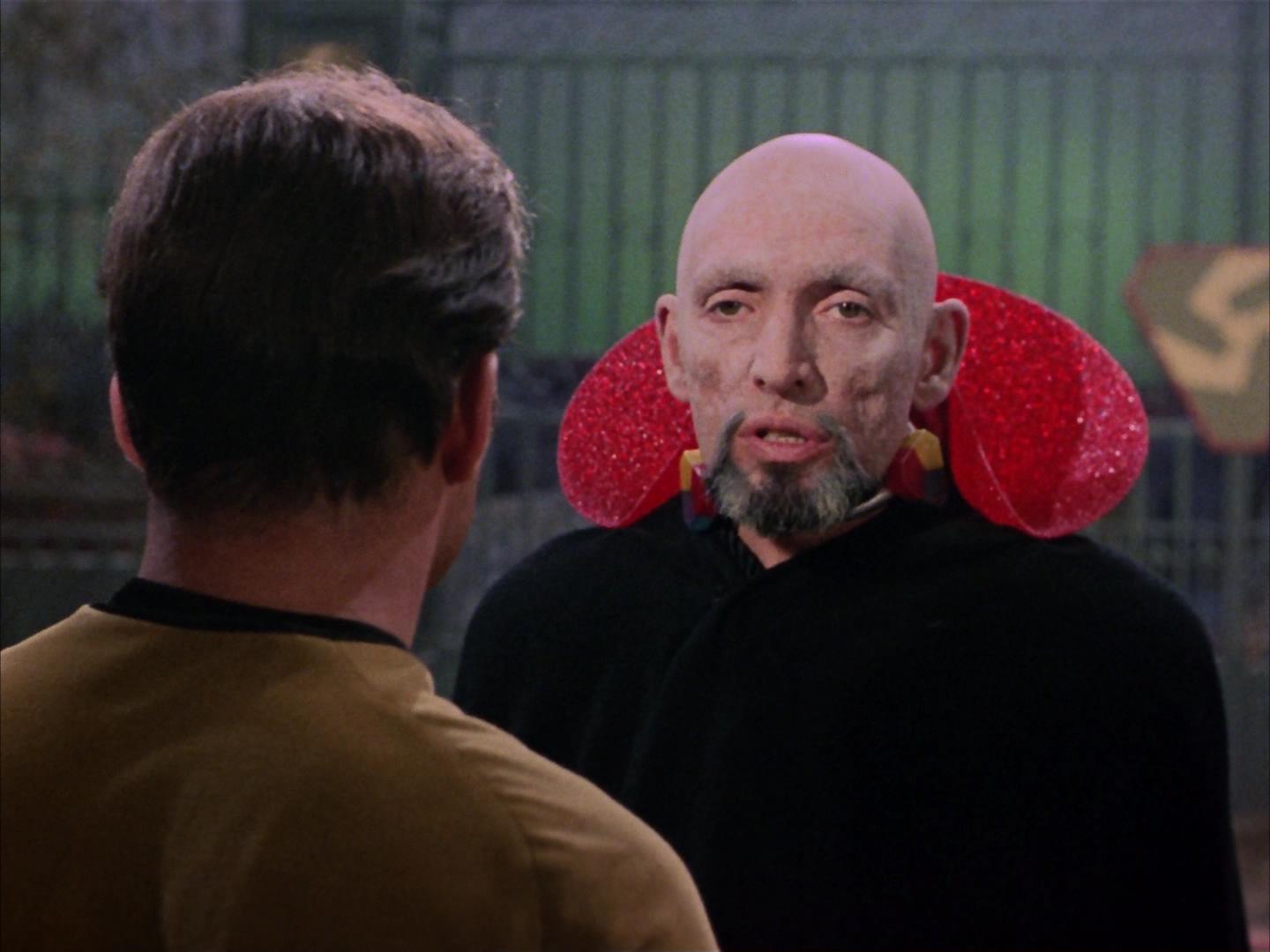 ariane179254_StarTrek_2x16_TheGamestersOfTriskelion_0365.jpg