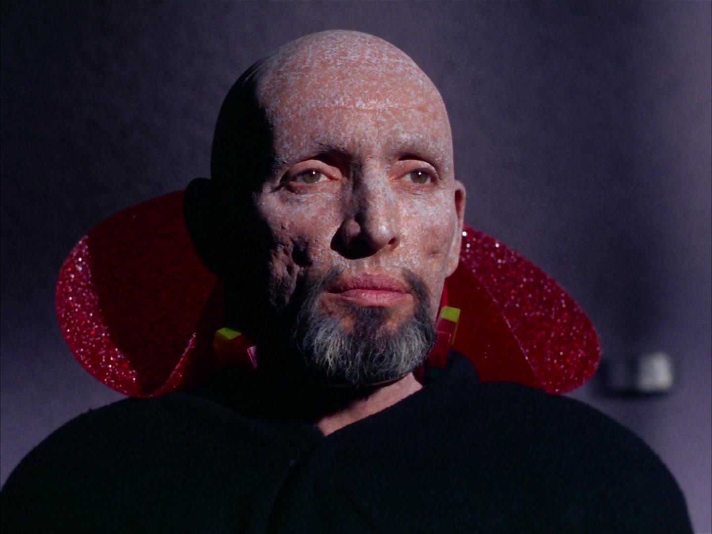 ariane179254_StarTrek_2x16_TheGamestersOfTriskelion_0412.jpg