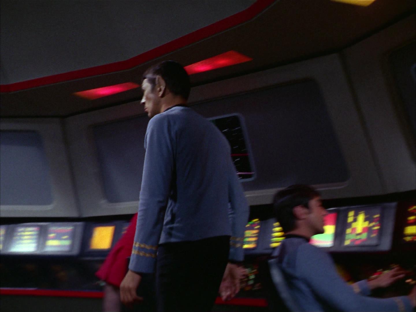 ariane179254_StarTrek_2x16_TheGamestersOfTriskelion_0485.jpg
