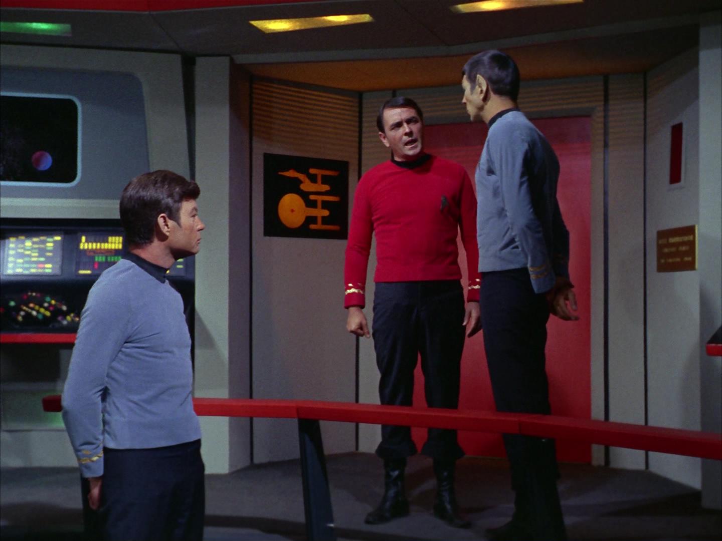 ariane179254_StarTrek_2x16_TheGamestersOfTriskelion_0492.jpg