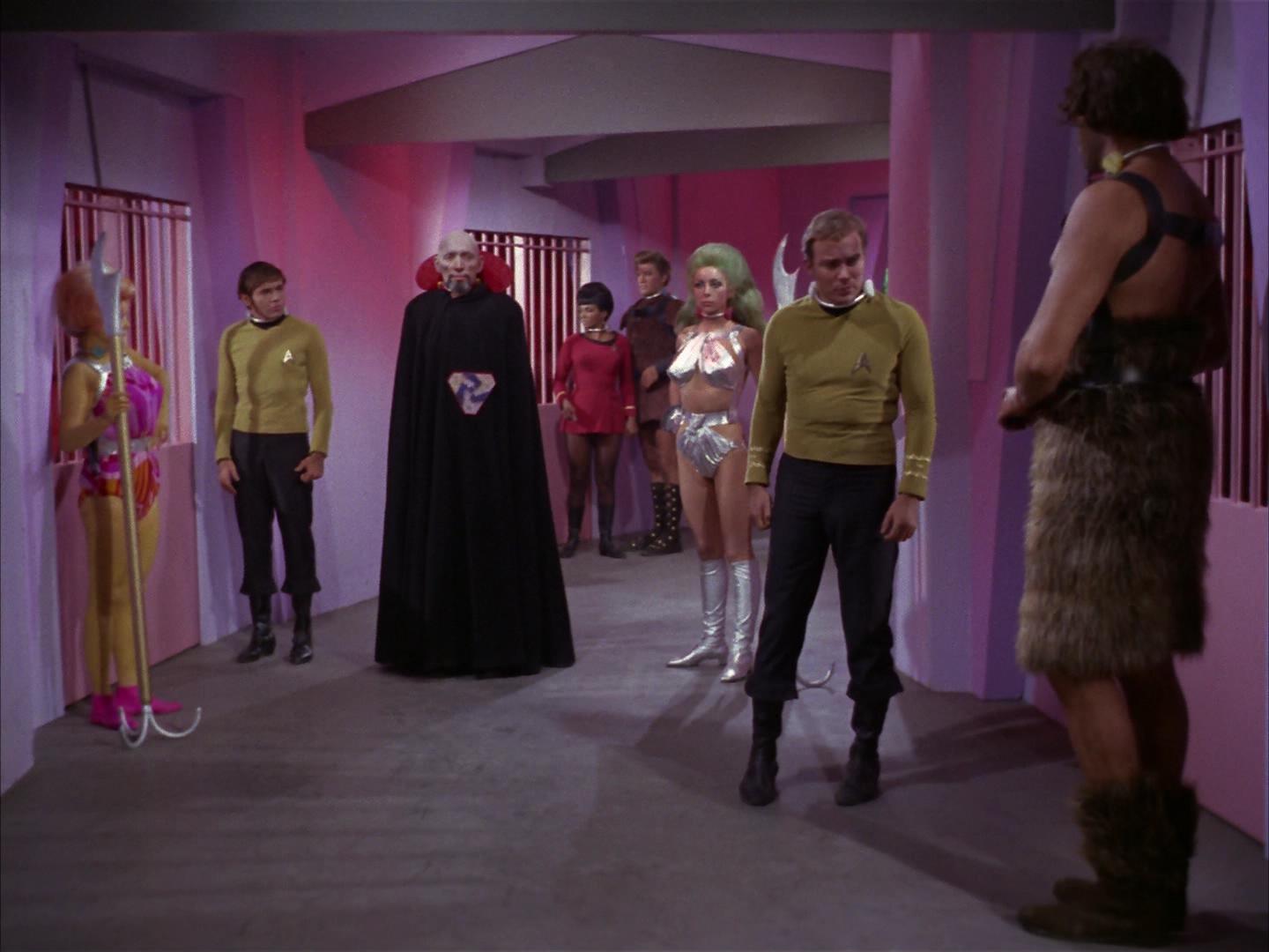 ariane179254_StarTrek_2x16_TheGamestersOfTriskelion_0569.jpg