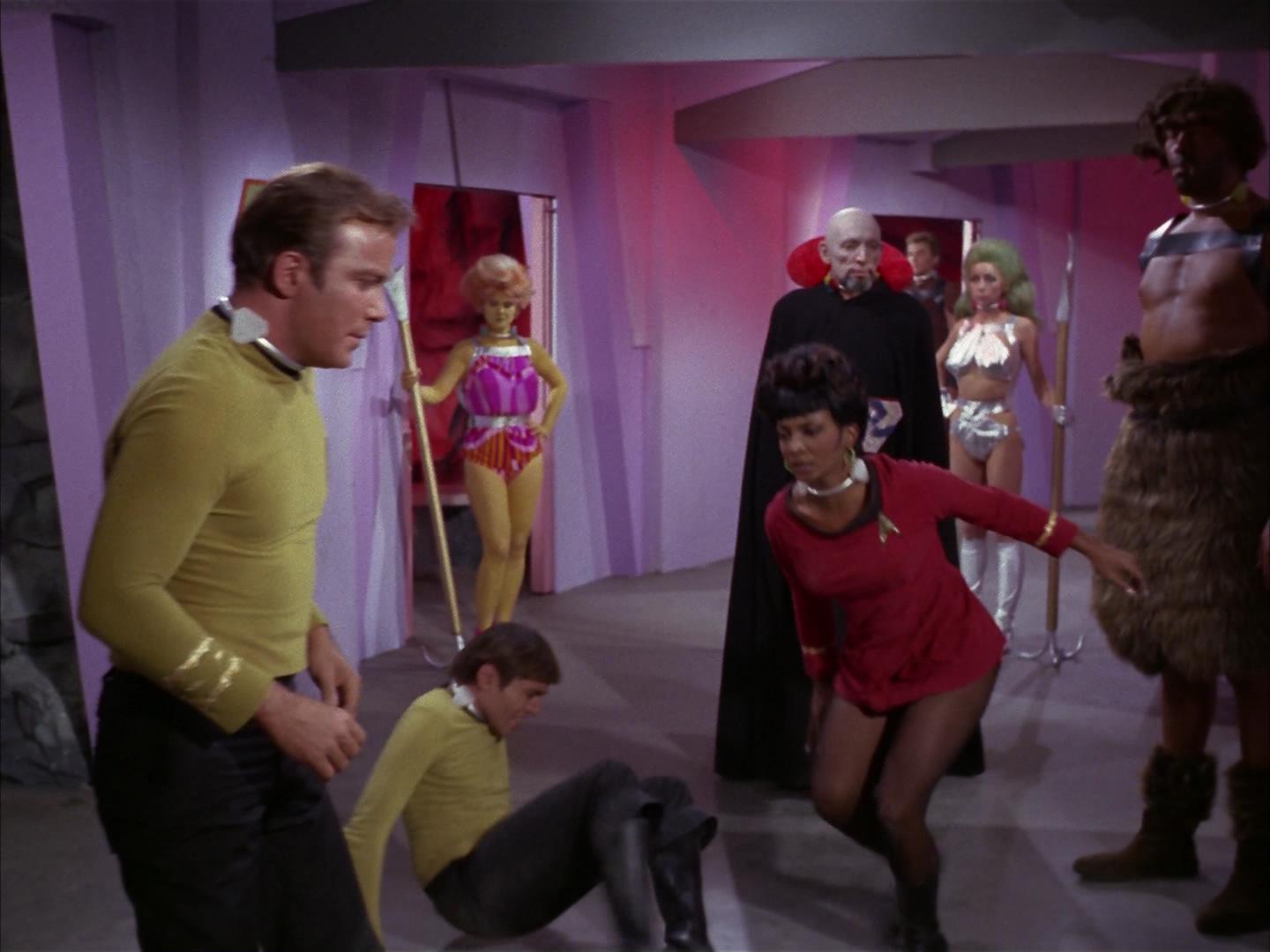 ariane179254_StarTrek_2x16_TheGamestersOfTriskelion_0606.jpg