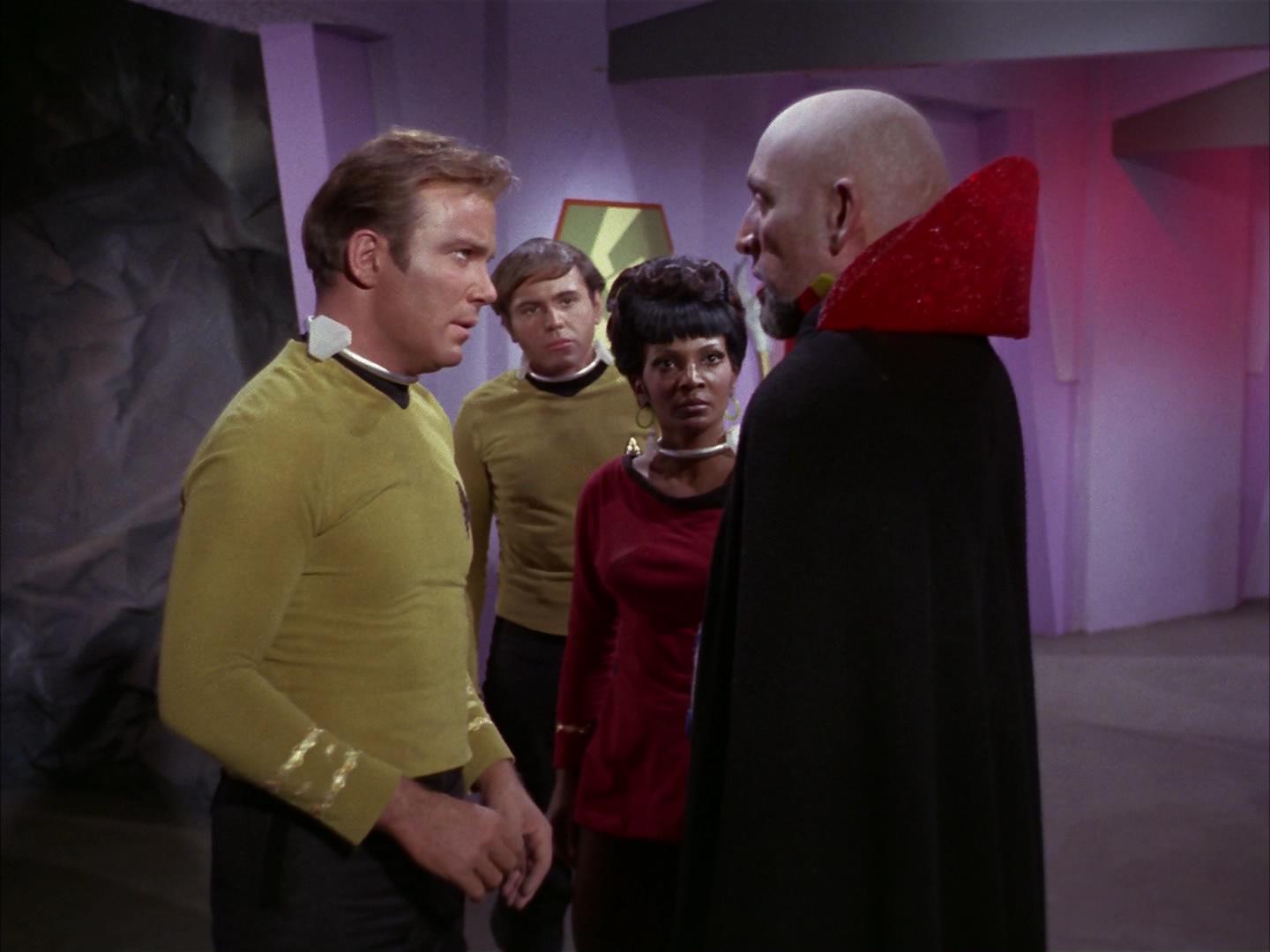 ariane179254_StarTrek_2x16_TheGamestersOfTriskelion_0621.jpg