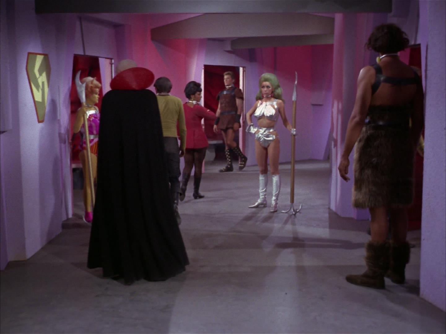 ariane179254_StarTrek_2x16_TheGamestersOfTriskelion_0636.jpg