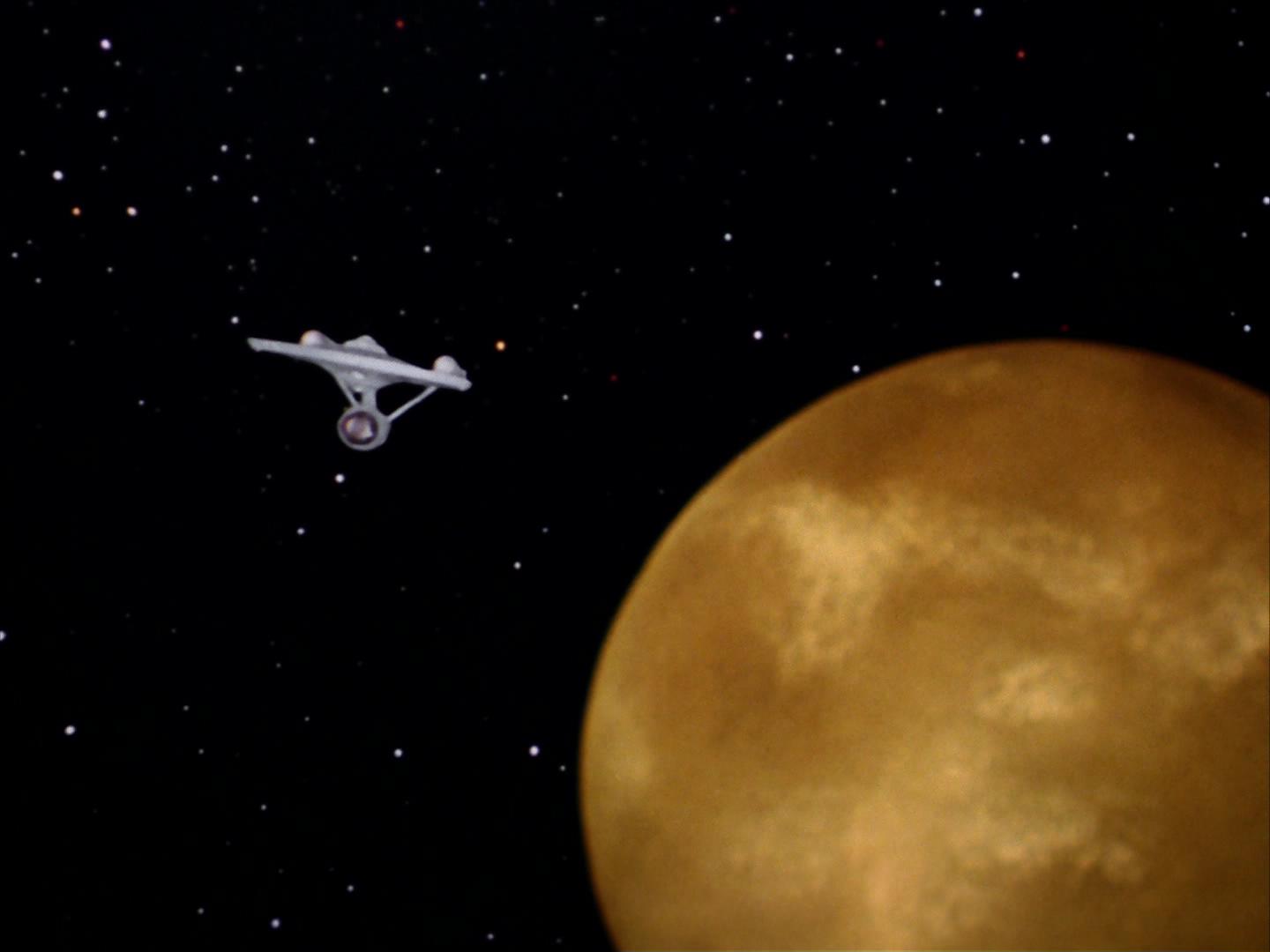 ariane179254_StarTrek_2x16_TheGamestersOfTriskelion_0654.jpg