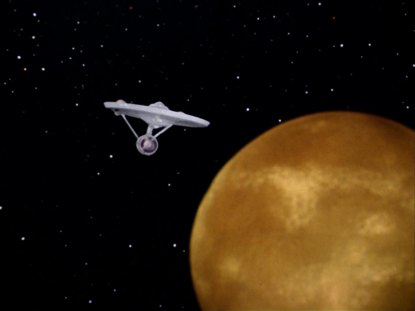 ariane179254_StarTrek_2x16_TheGamestersOfTriskelion_0659.jpg