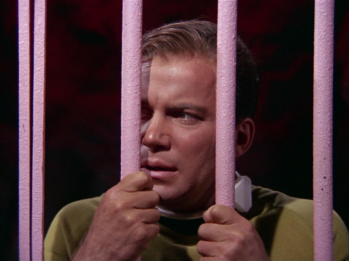 ariane179254_StarTrek_2x16_TheGamestersOfTriskelion_0721.jpg