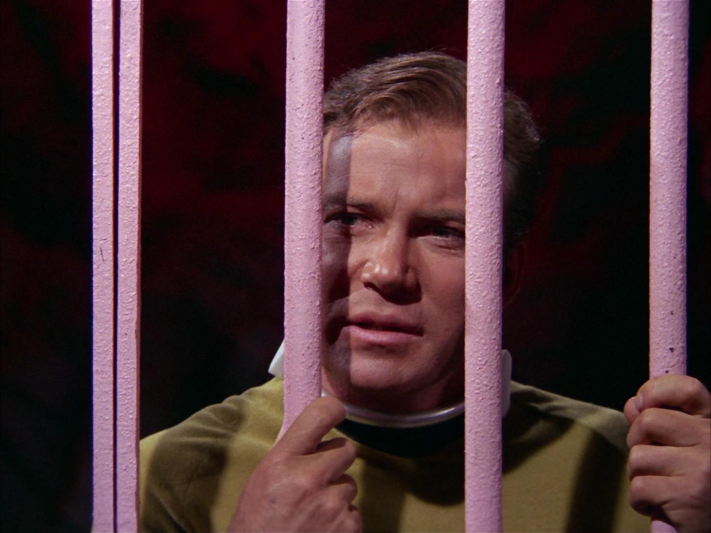 ariane179254_StarTrek_2x16_TheGamestersOfTriskelion_0731.jpg