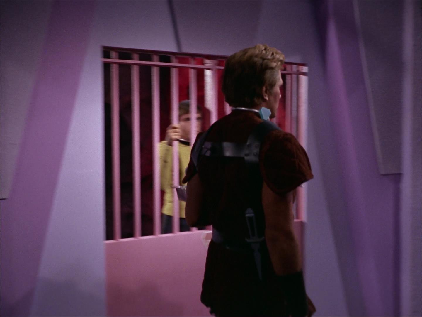 ariane179254_StarTrek_2x16_TheGamestersOfTriskelion_0738.jpg