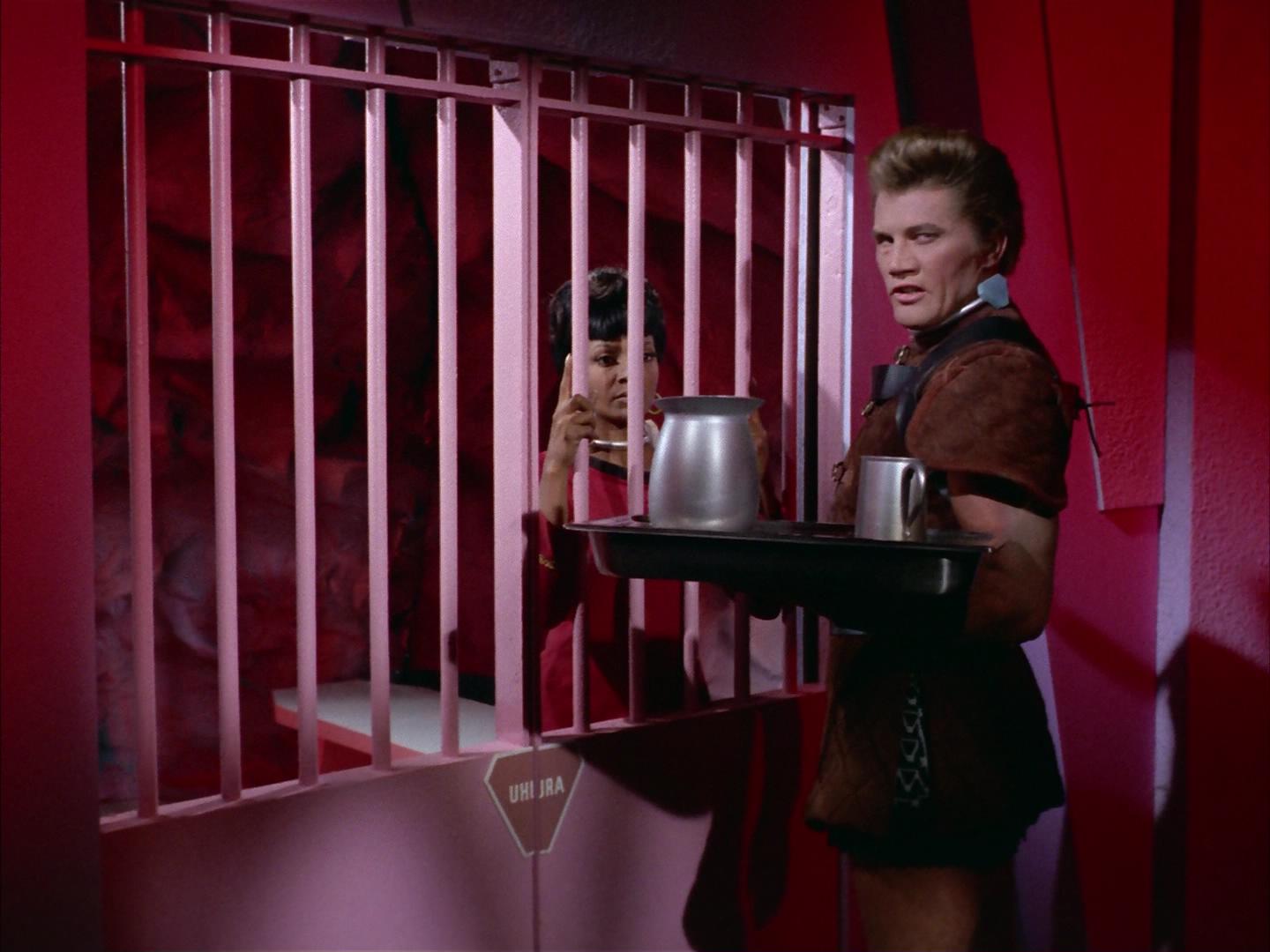 ariane179254_StarTrek_2x16_TheGamestersOfTriskelion_0751.jpg