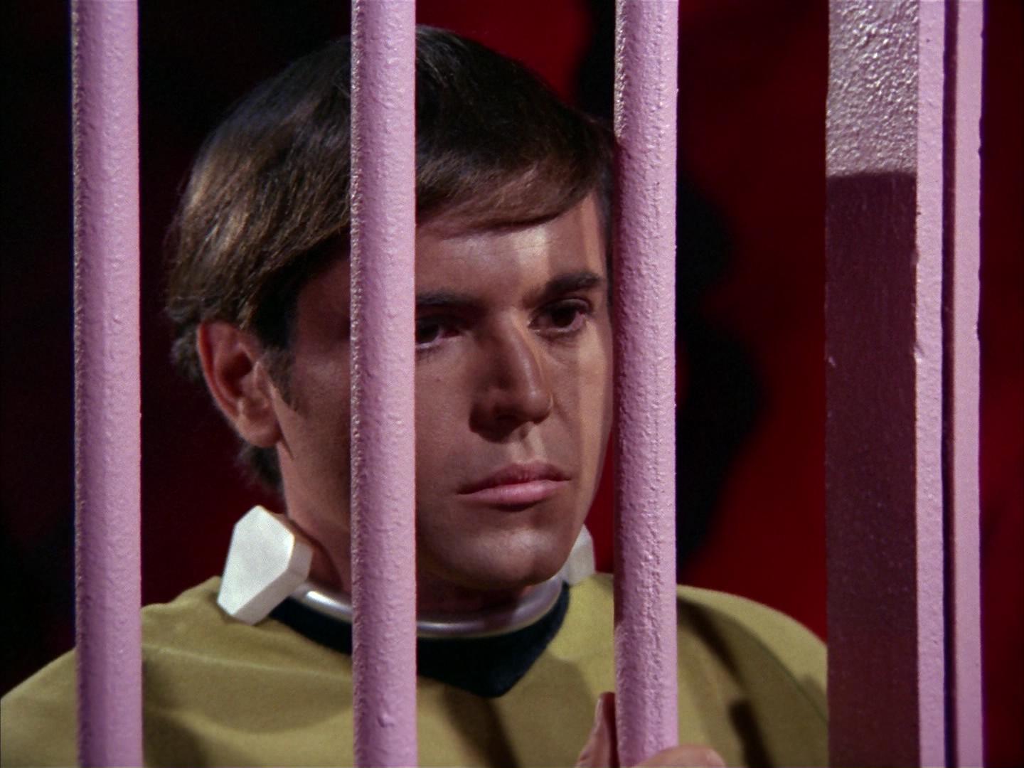 ariane179254_StarTrek_2x16_TheGamestersOfTriskelion_0767.jpg