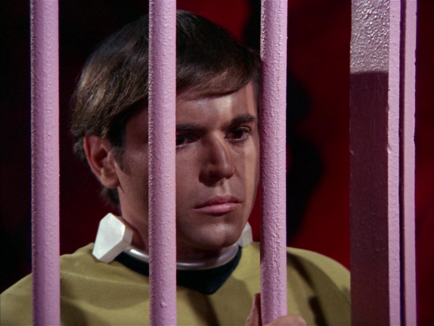 ariane179254_StarTrek_2x16_TheGamestersOfTriskelion_0768.jpg