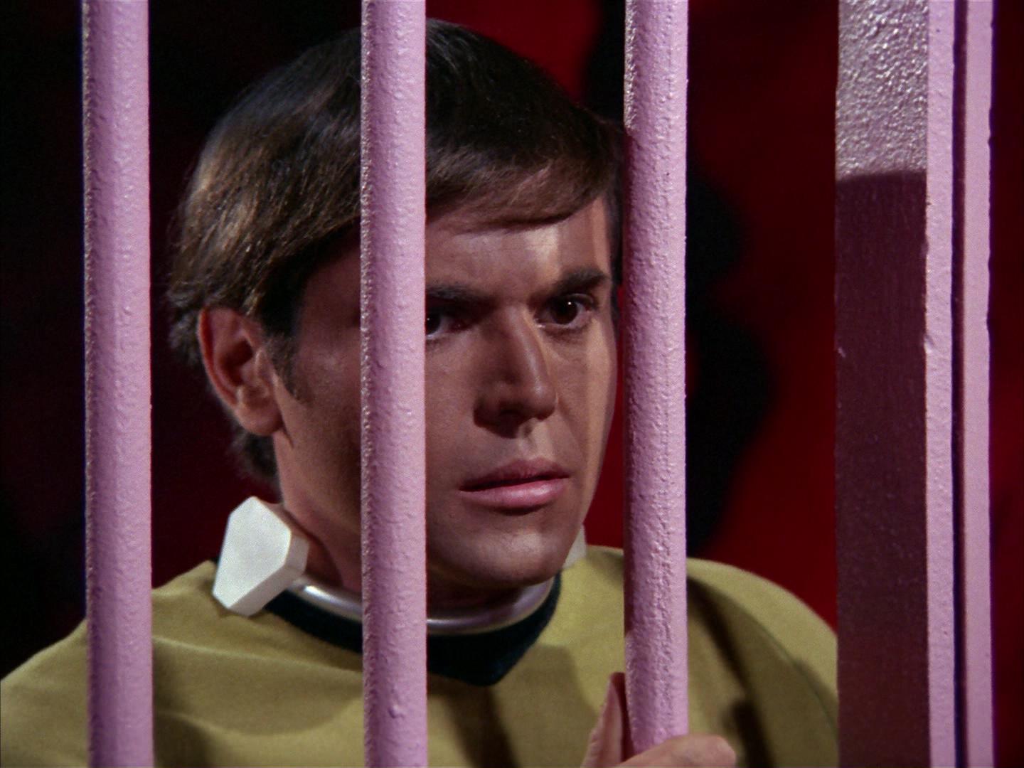 ariane179254_StarTrek_2x16_TheGamestersOfTriskelion_0830.jpg