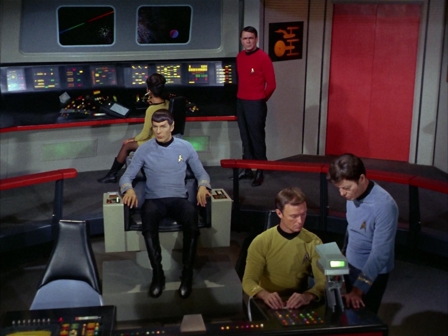 ariane179254_StarTrek_2x16_TheGamestersOfTriskelion_0855.jpg