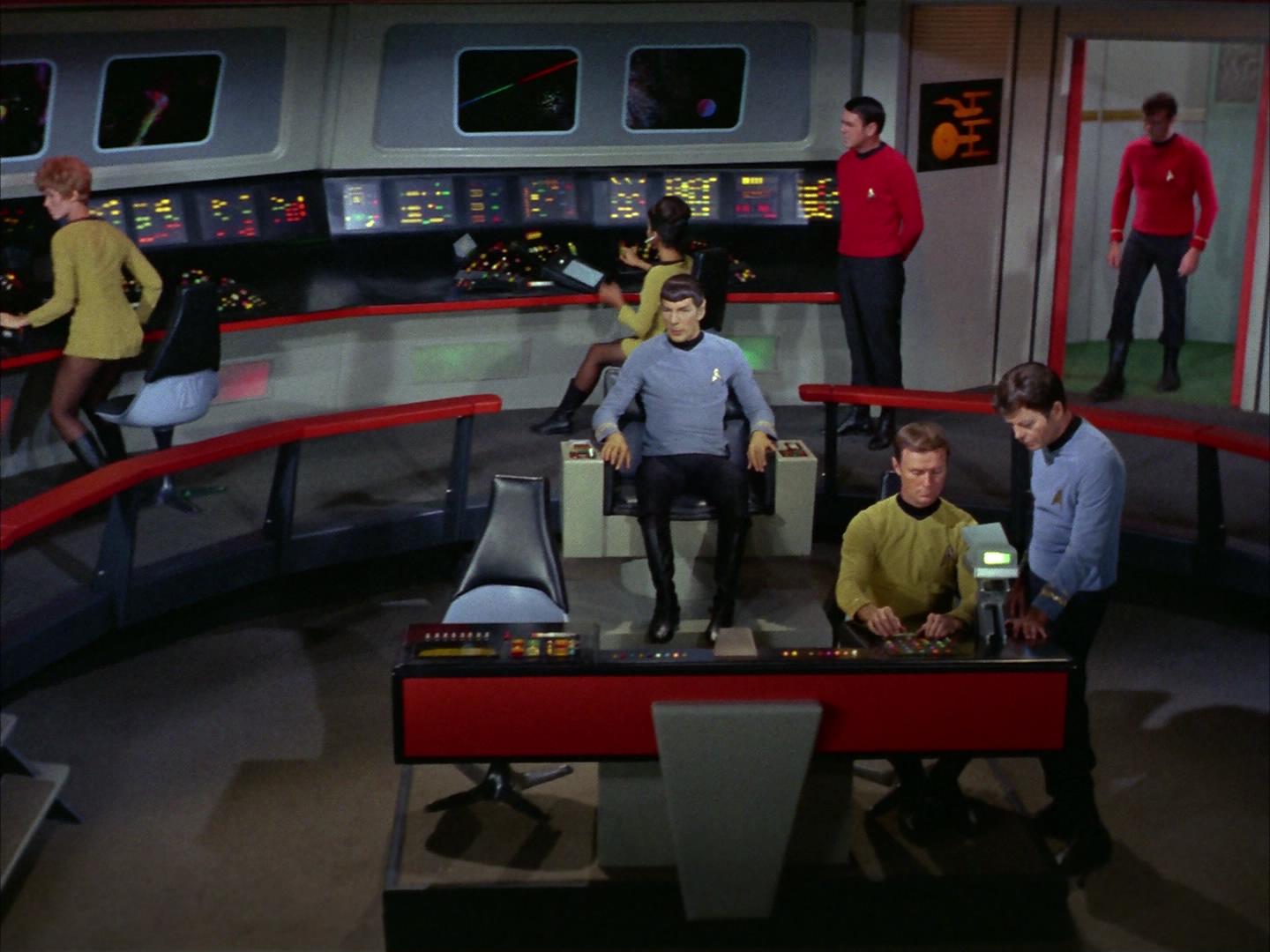 ariane179254_StarTrek_2x16_TheGamestersOfTriskelion_0858.jpg