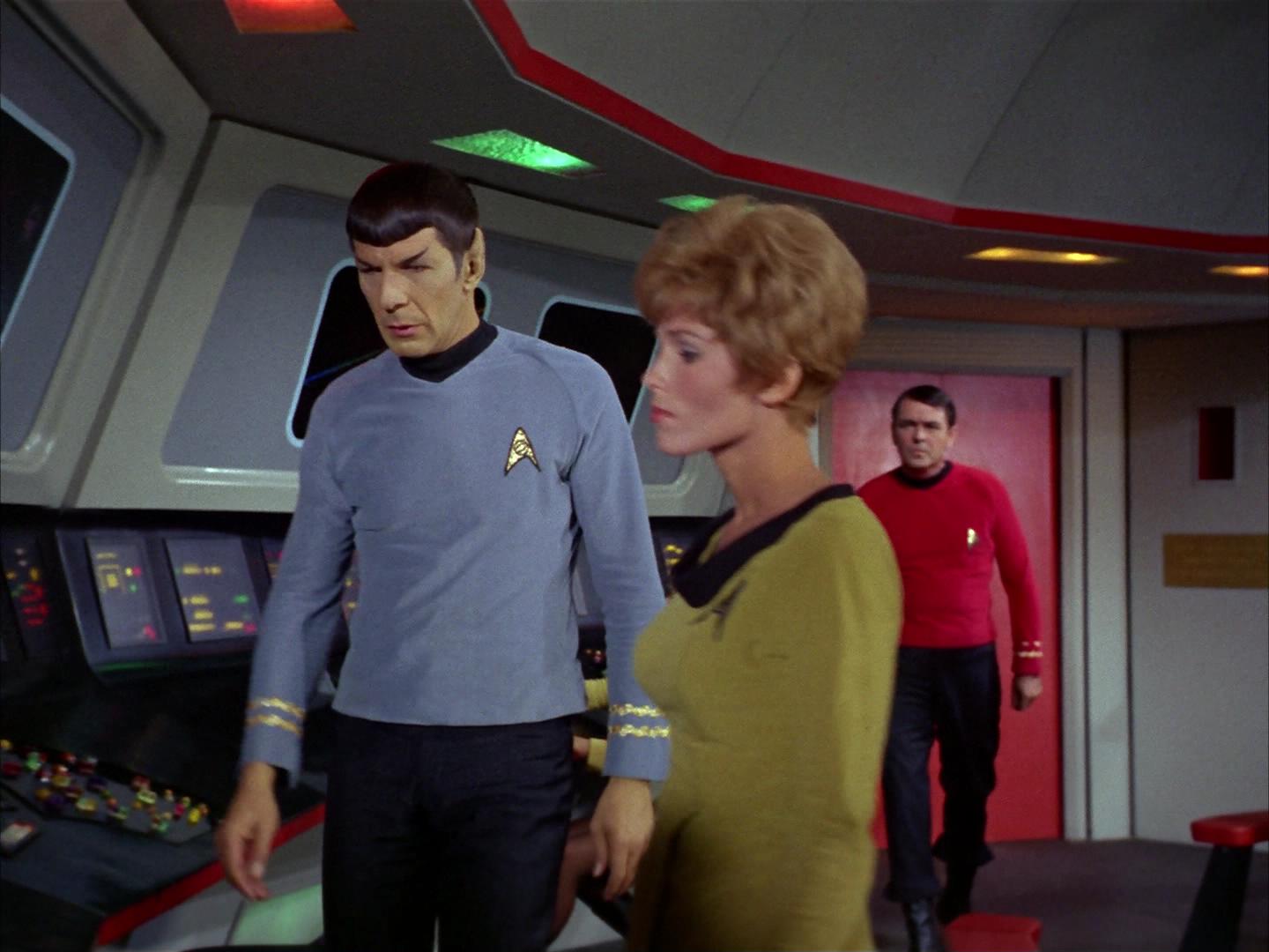 ariane179254_StarTrek_2x16_TheGamestersOfTriskelion_0870.jpg