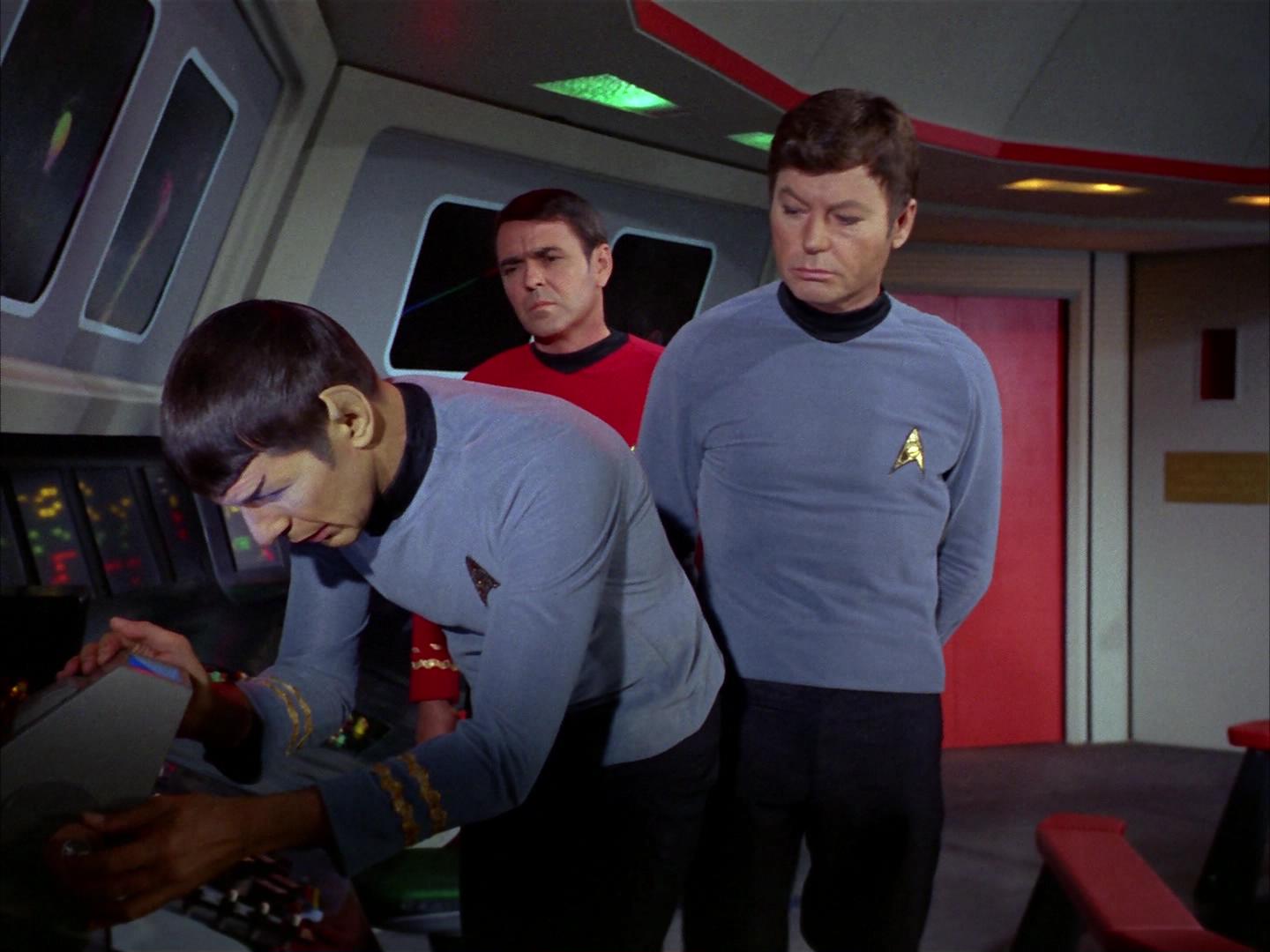 ariane179254_StarTrek_2x16_TheGamestersOfTriskelion_0876.jpg