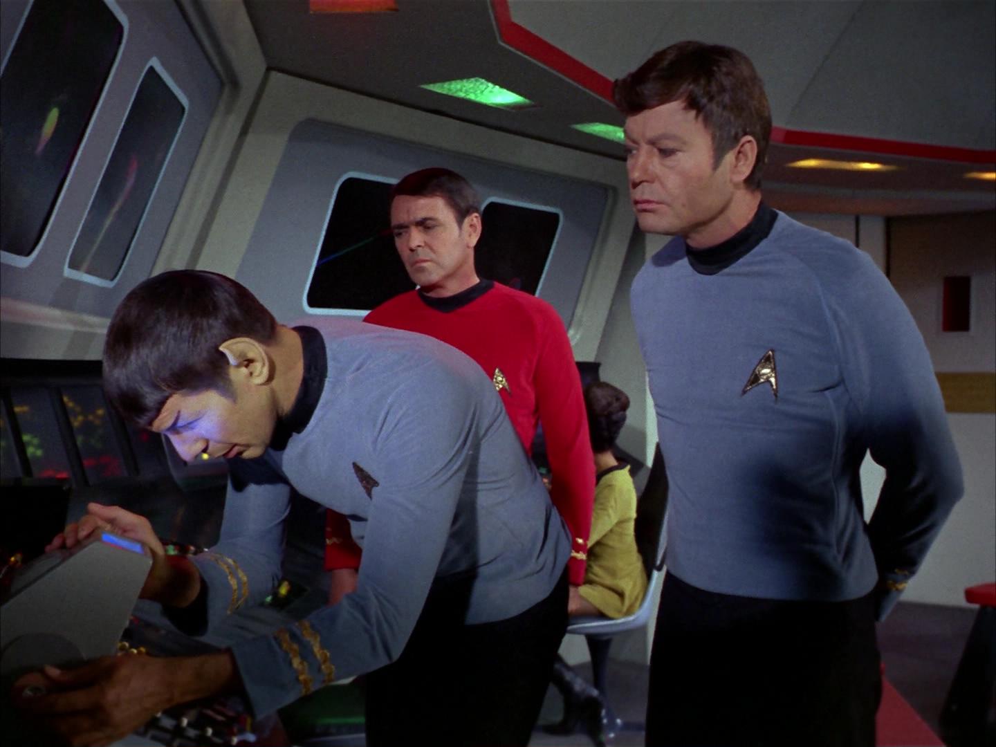 ariane179254_StarTrek_2x16_TheGamestersOfTriskelion_0878.jpg