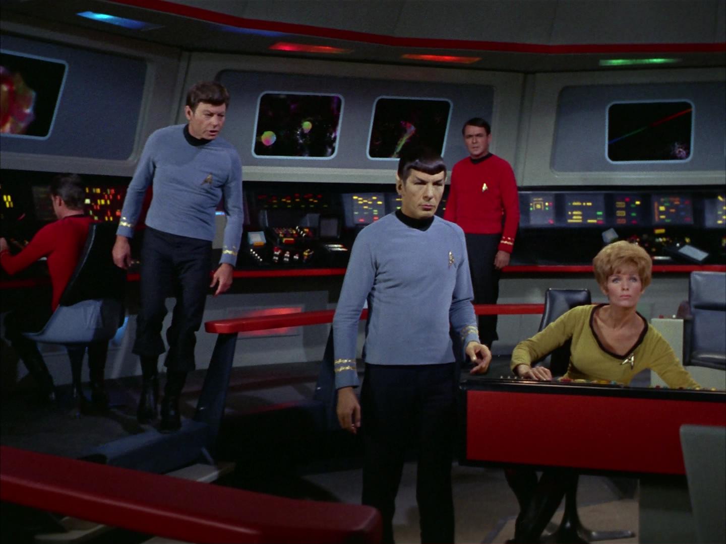 ariane179254_StarTrek_2x16_TheGamestersOfTriskelion_0906.jpg