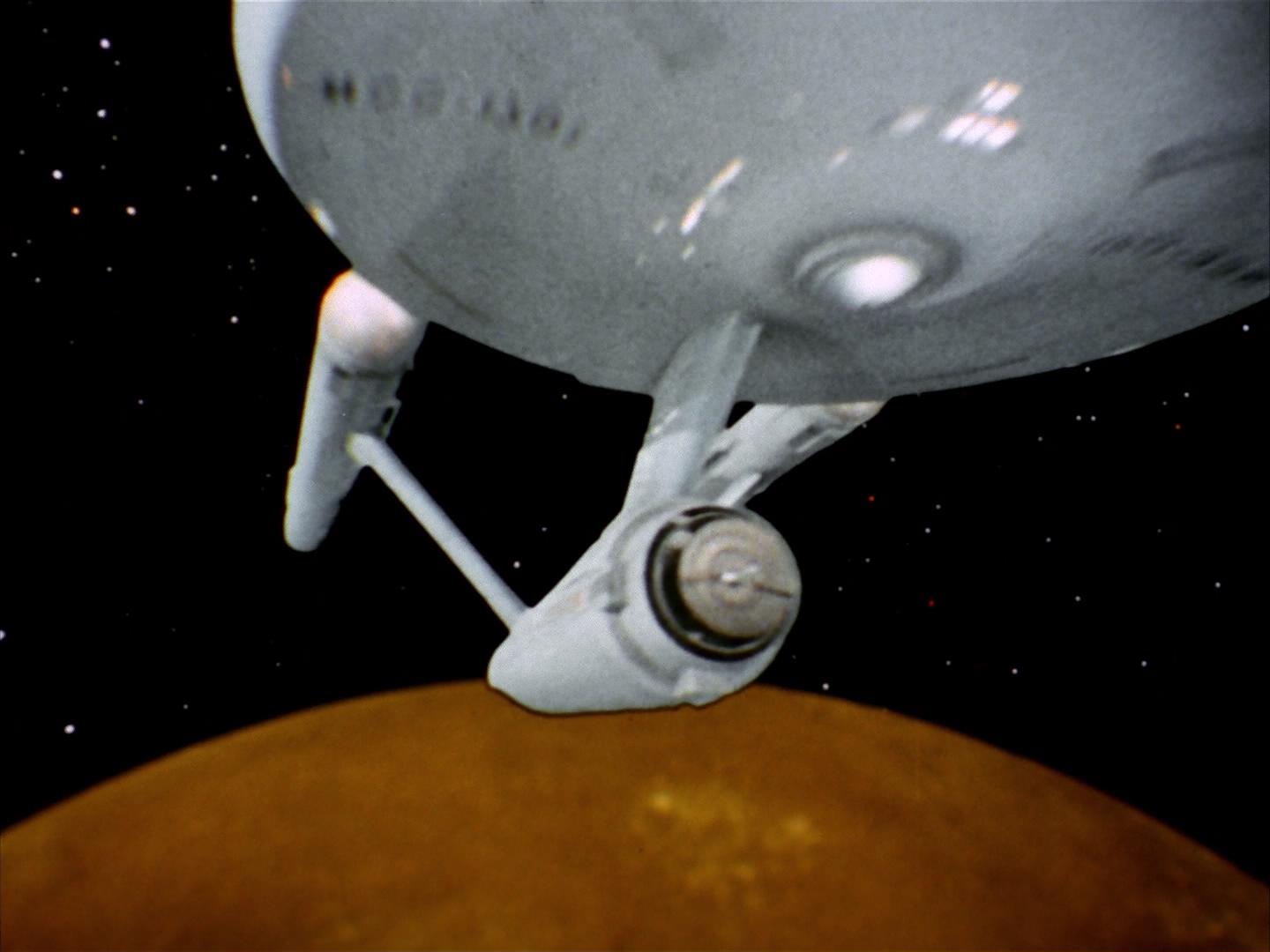ariane179254_StarTrek_2x16_TheGamestersOfTriskelion_0934.jpg