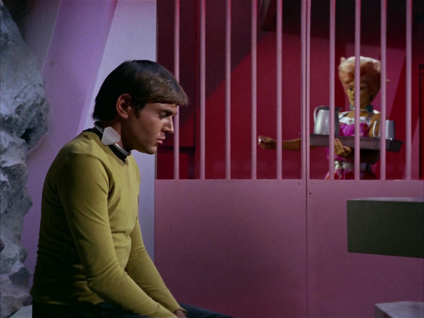 ariane179254_StarTrek_2x16_TheGamestersOfTriskelion_0939.jpg