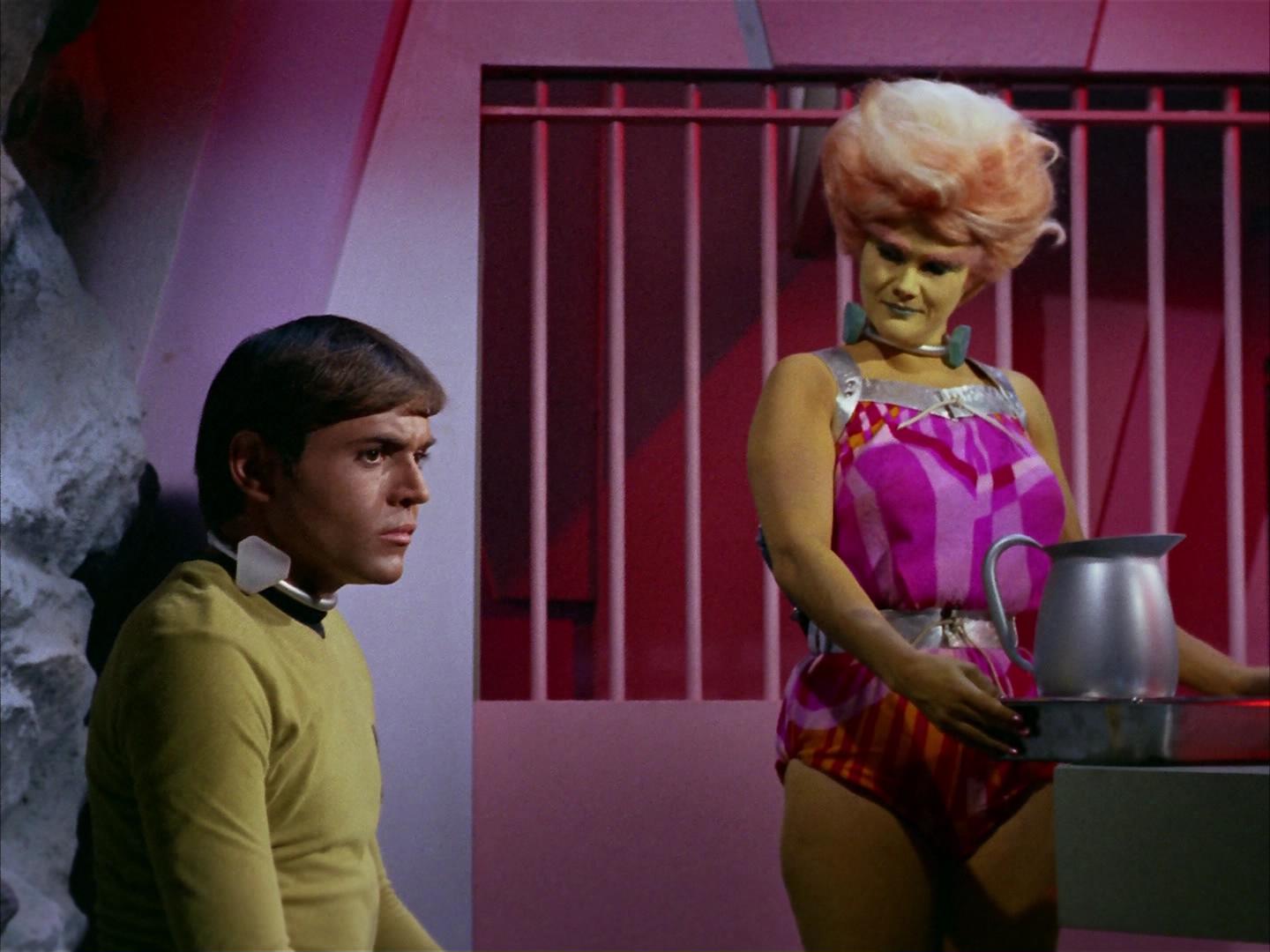 ariane179254_StarTrek_2x16_TheGamestersOfTriskelion_0950.jpg