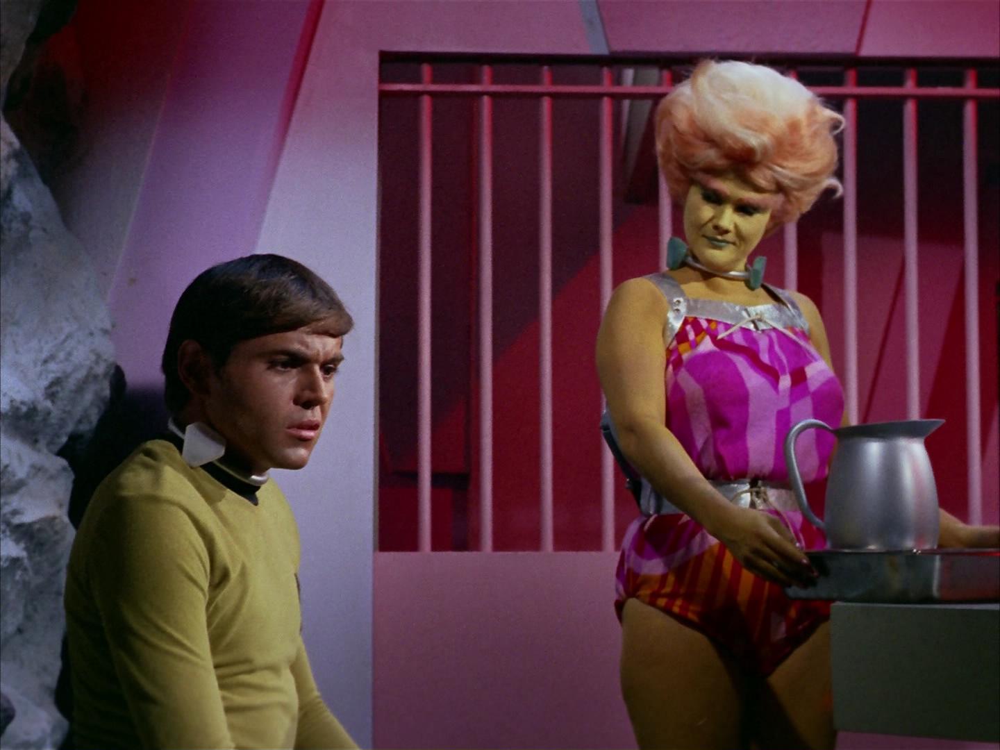ariane179254_StarTrek_2x16_TheGamestersOfTriskelion_0952.jpg
