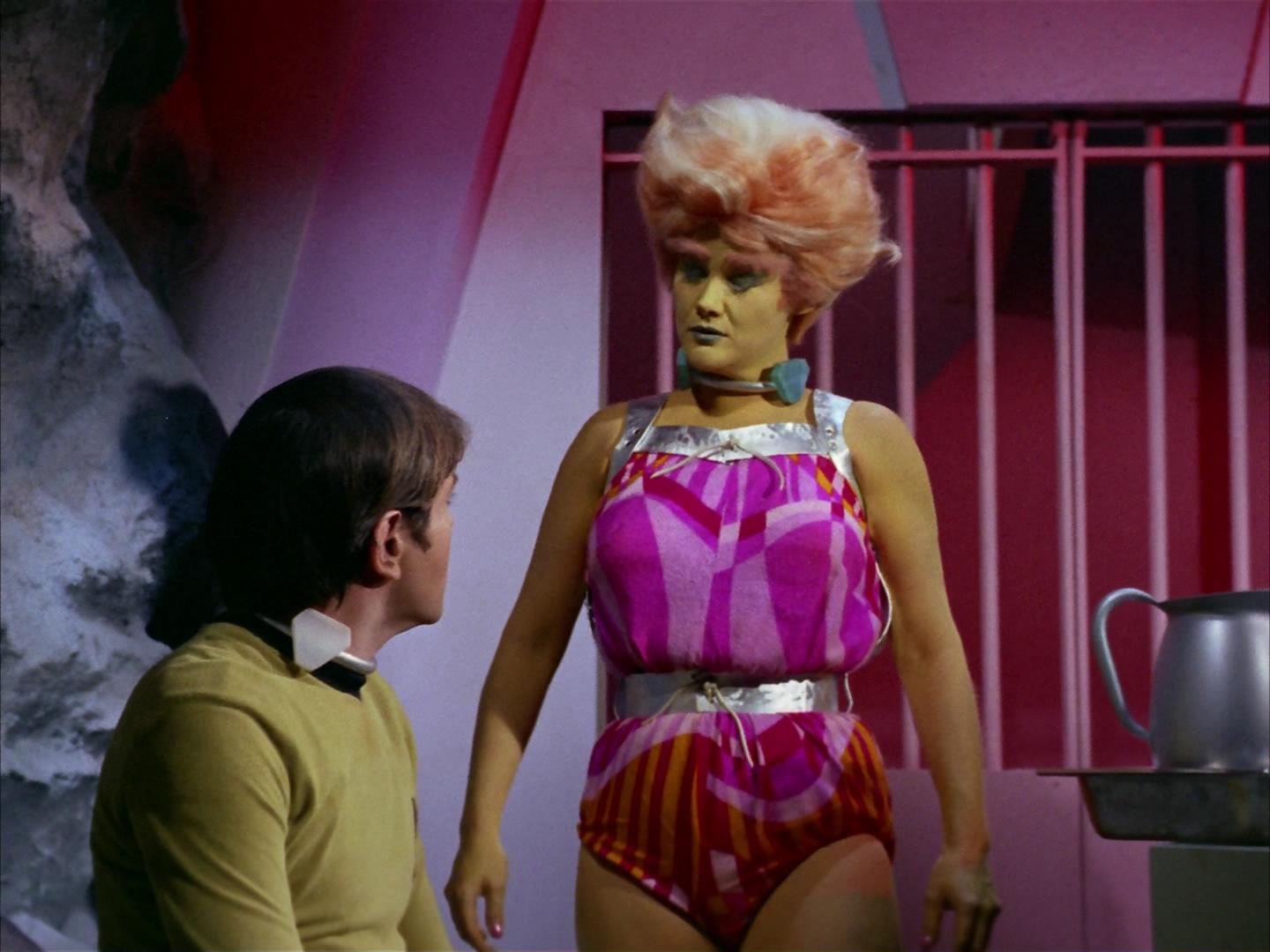 ariane179254_StarTrek_2x16_TheGamestersOfTriskelion_0957.jpg