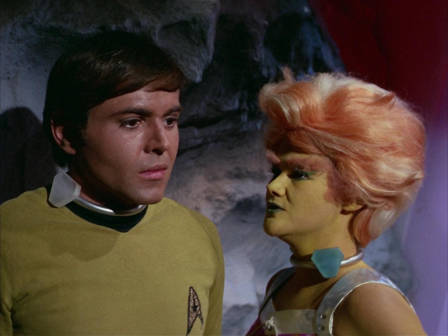 ariane179254_StarTrek_2x16_TheGamestersOfTriskelion_1001.jpg