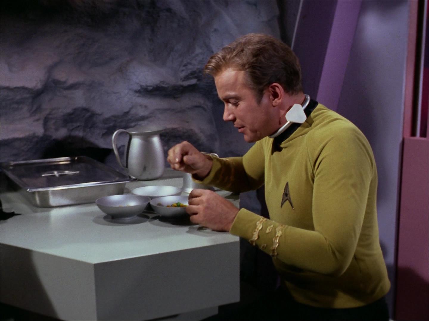 ariane179254_StarTrek_2x16_TheGamestersOfTriskelion_1021.jpg