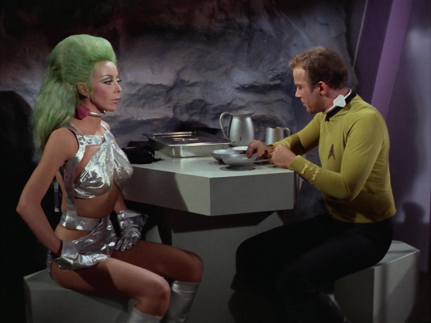 ariane179254_StarTrek_2x16_TheGamestersOfTriskelion_1024.jpg