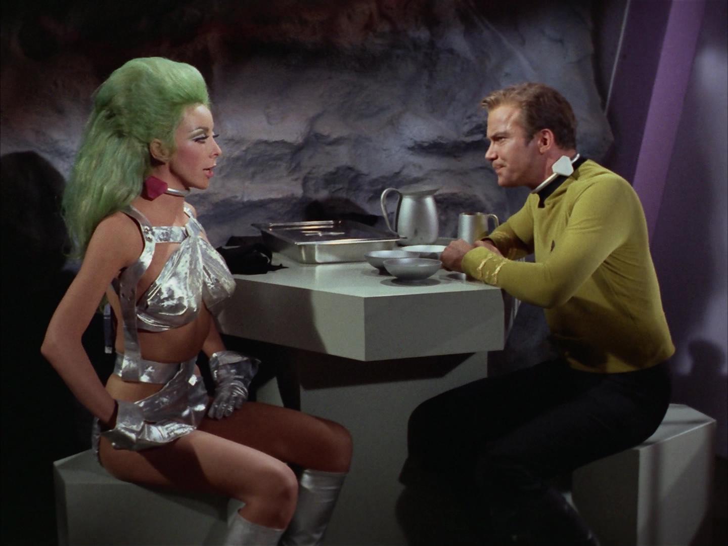 ariane179254_StarTrek_2x16_TheGamestersOfTriskelion_1032.jpg