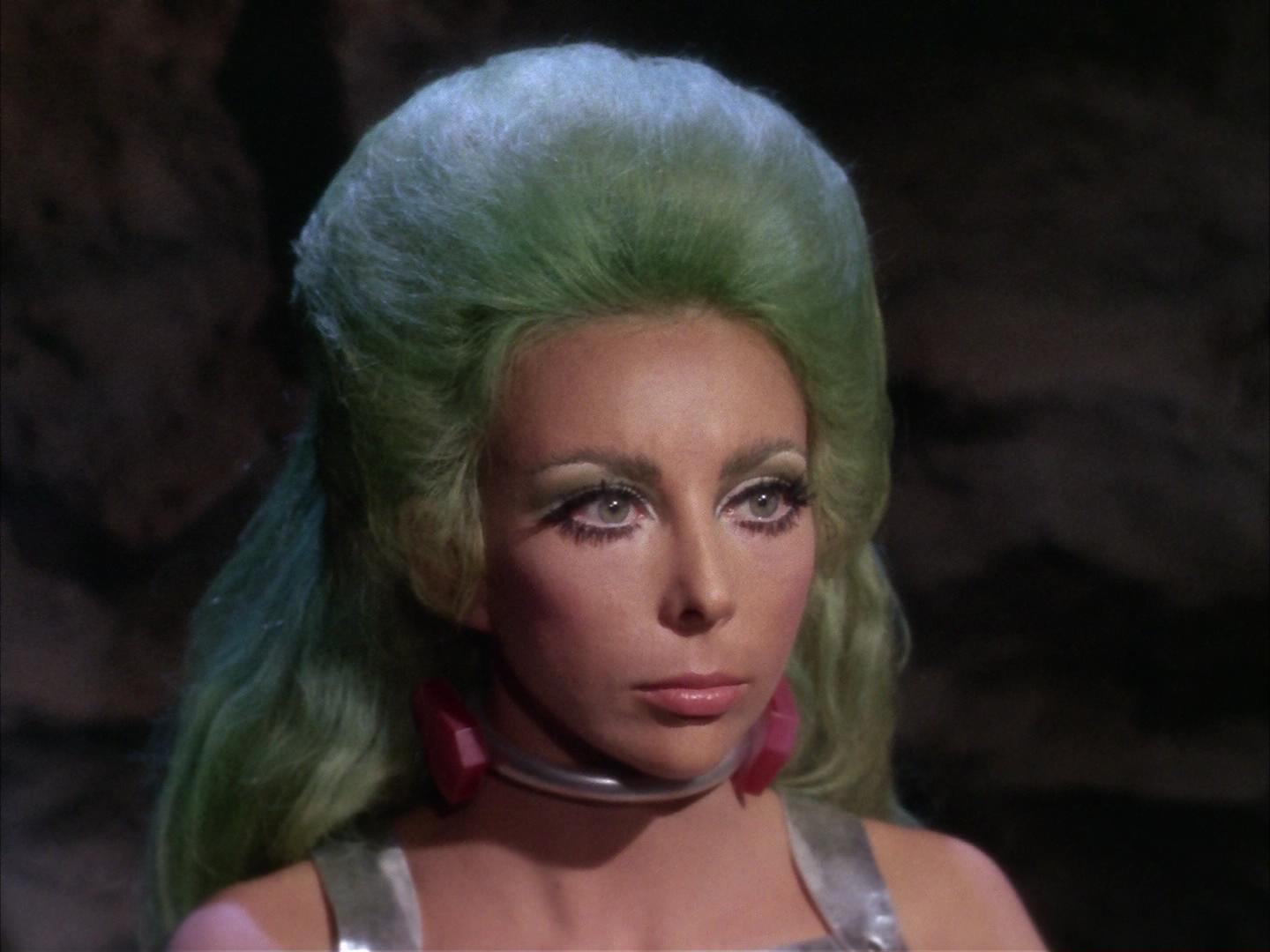 ariane179254_StarTrek_2x16_TheGamestersOfTriskelion_1069.jpg