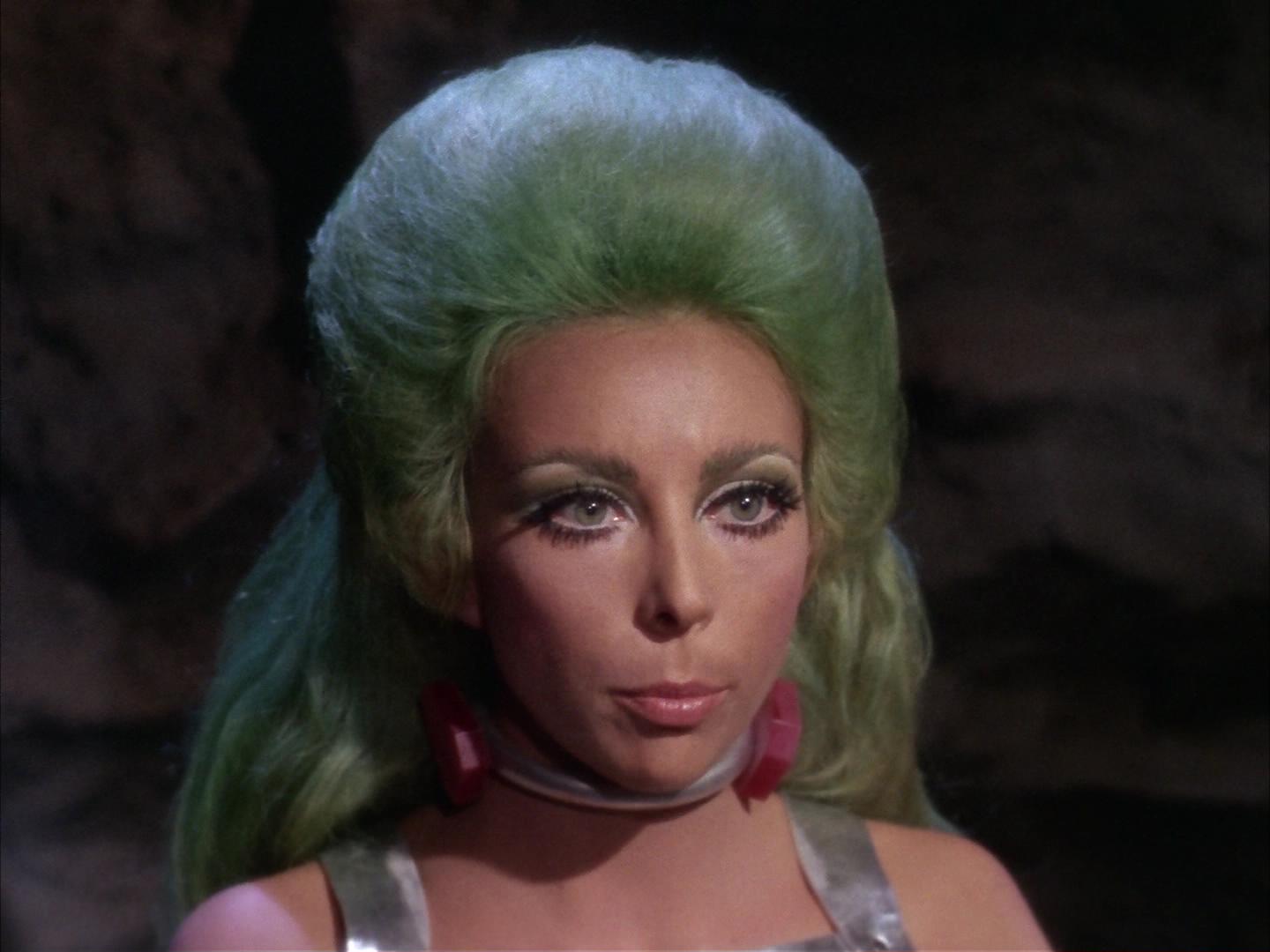 ariane179254_StarTrek_2x16_TheGamestersOfTriskelion_1075.jpg