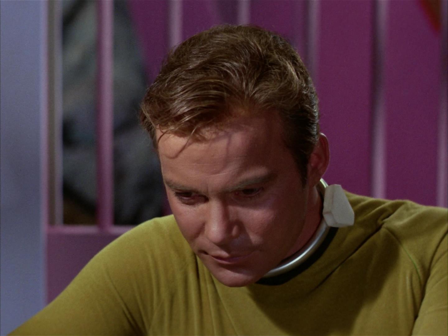 ariane179254_StarTrek_2x16_TheGamestersOfTriskelion_1089.jpg