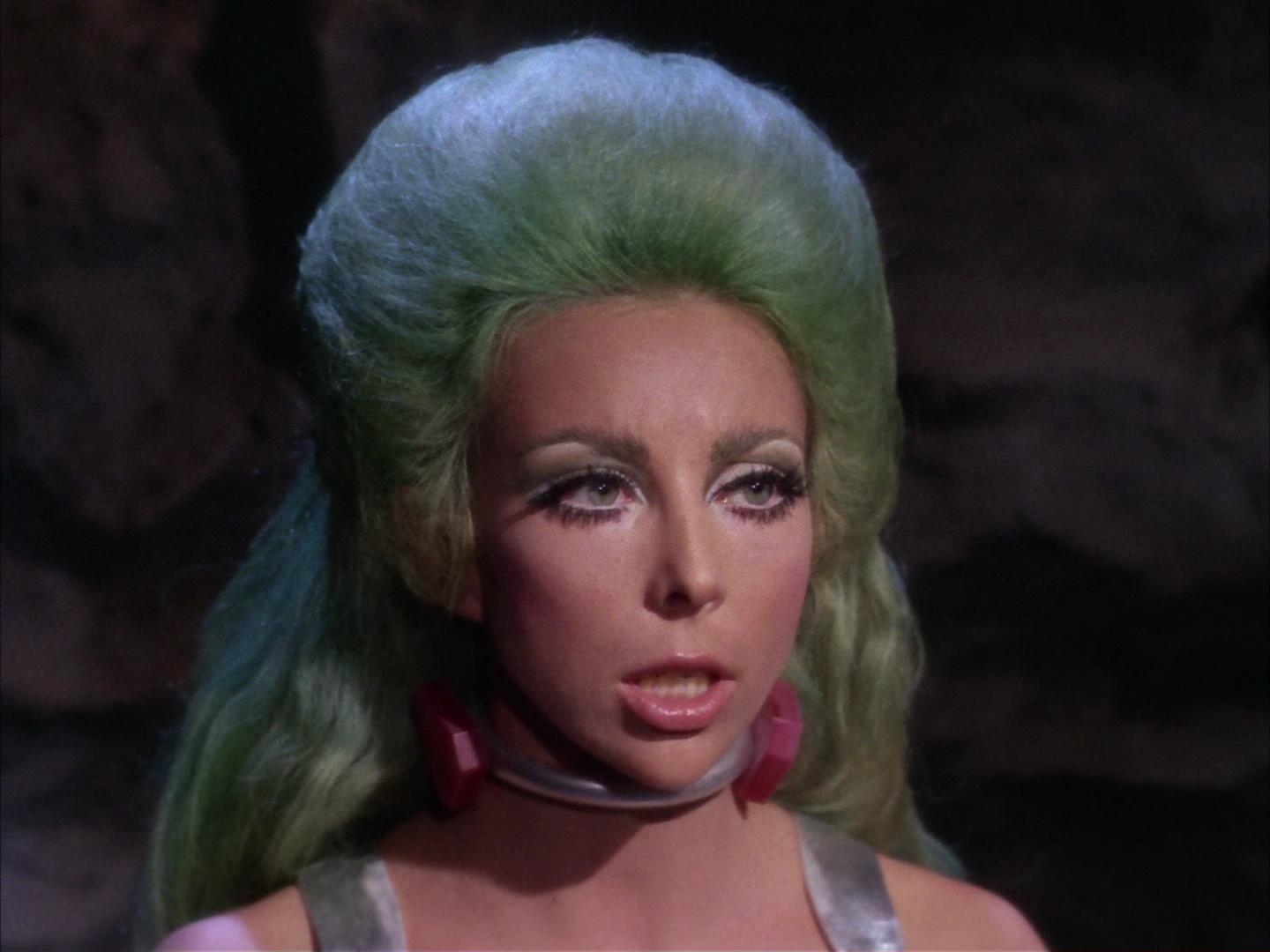 ariane179254_StarTrek_2x16_TheGamestersOfTriskelion_1136.jpg