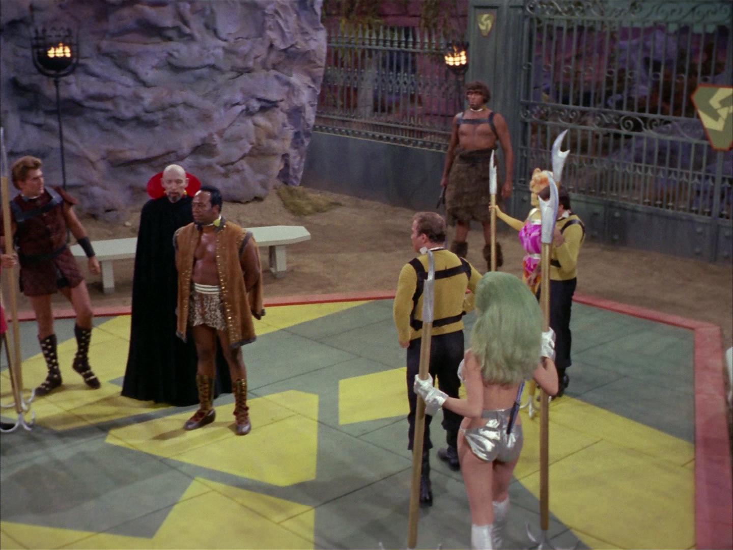 ariane179254_StarTrek_2x16_TheGamestersOfTriskelion_1218.jpg