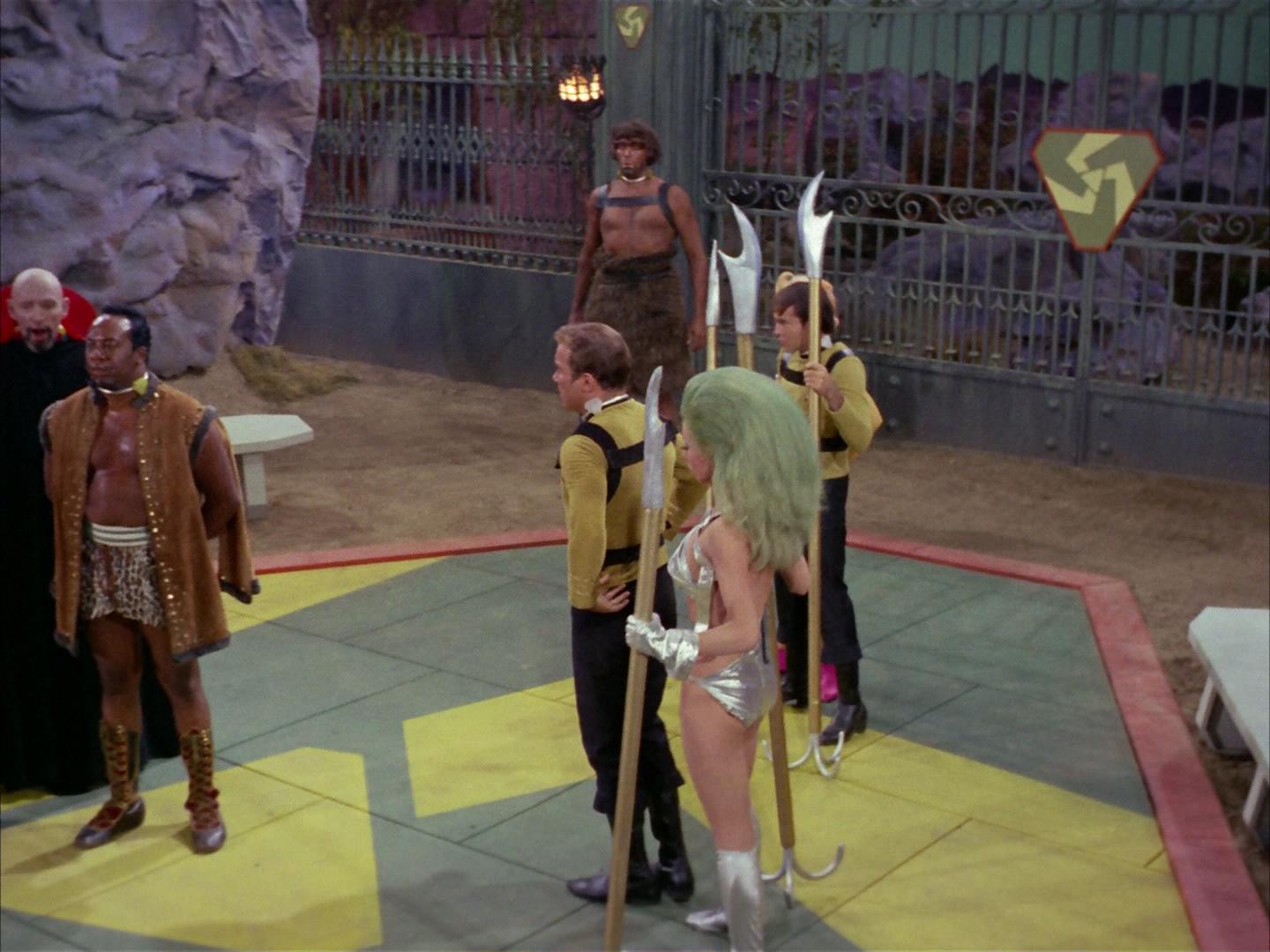 ariane179254_StarTrek_2x16_TheGamestersOfTriskelion_1220.jpg
