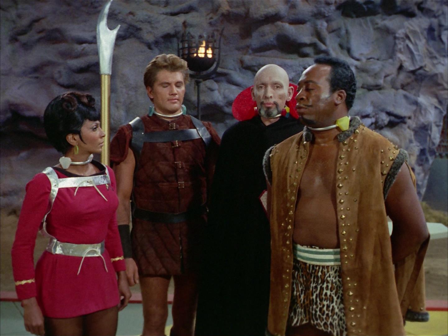 ariane179254_StarTrek_2x16_TheGamestersOfTriskelion_1230.jpg