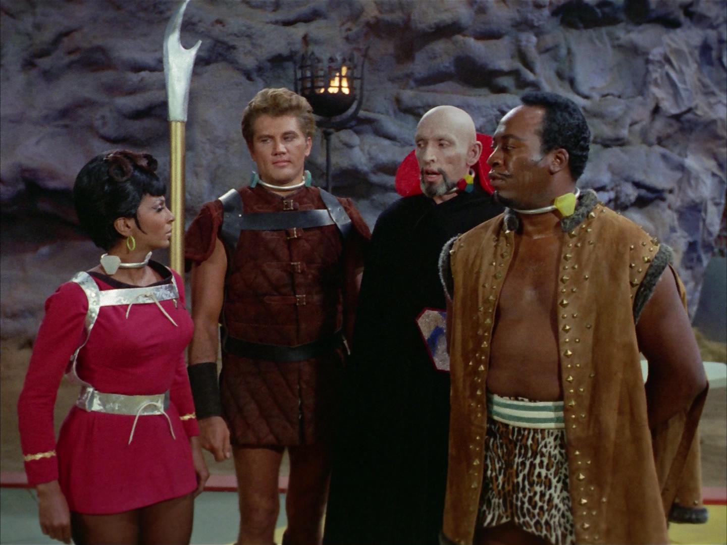 ariane179254_StarTrek_2x16_TheGamestersOfTriskelion_1240.jpg