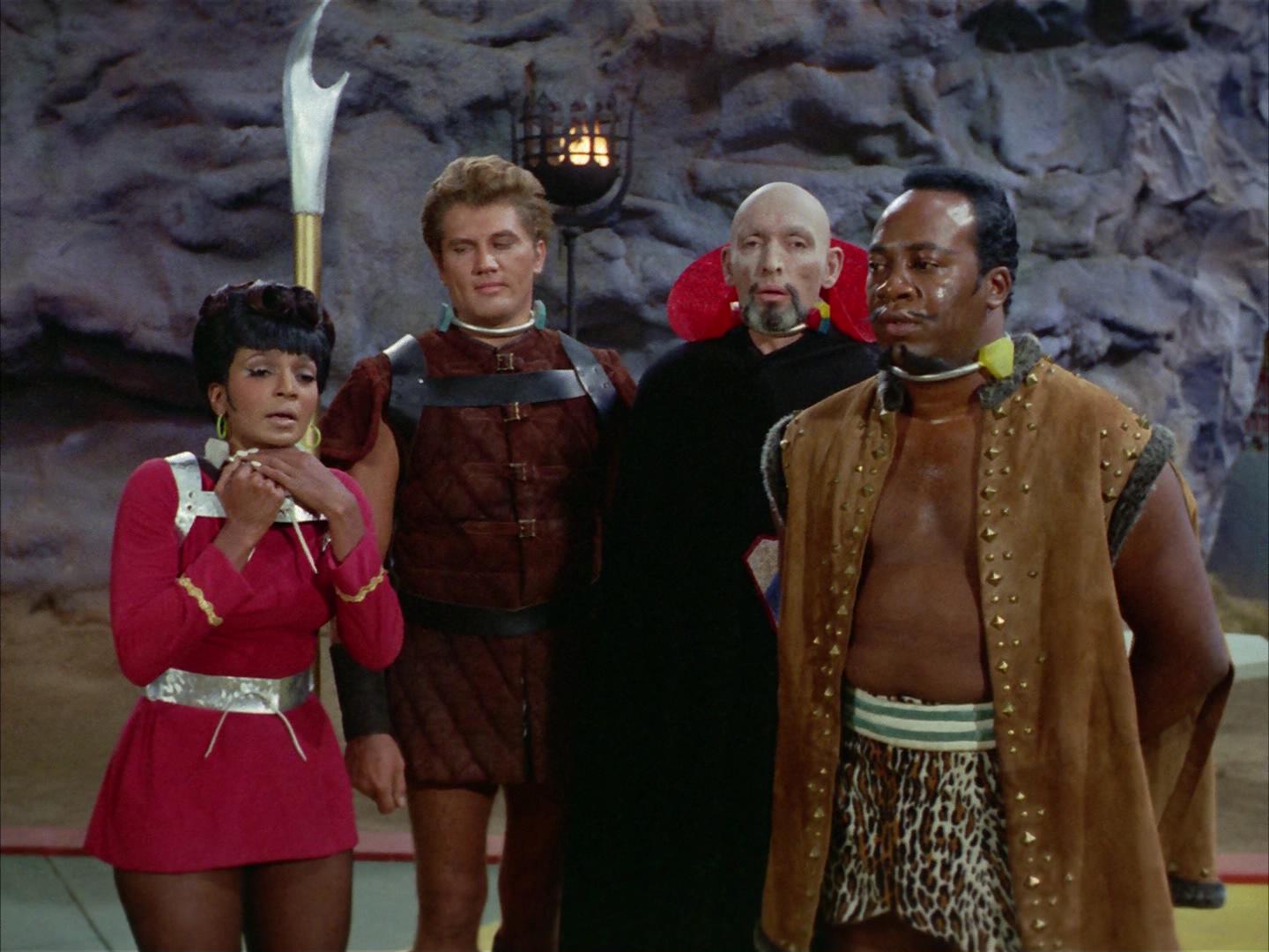 ariane179254_StarTrek_2x16_TheGamestersOfTriskelion_1265.jpg