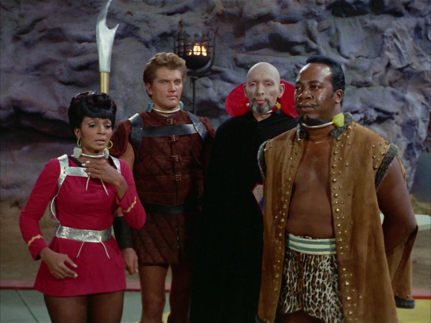ariane179254_StarTrek_2x16_TheGamestersOfTriskelion_1273.jpg
