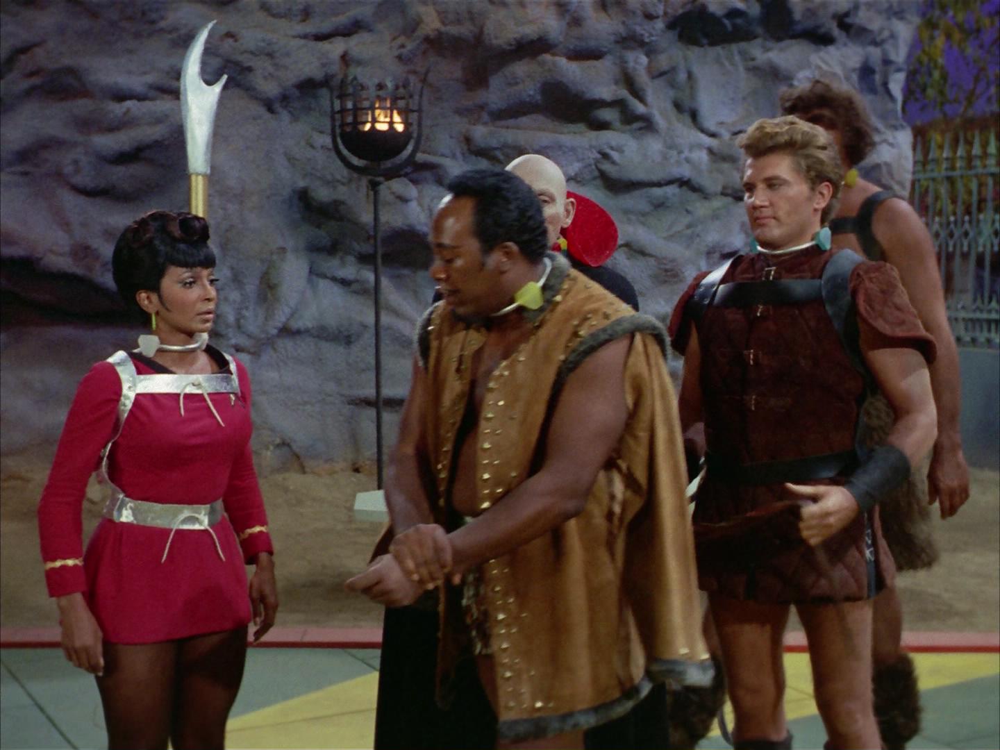 ariane179254_StarTrek_2x16_TheGamestersOfTriskelion_1284.jpg