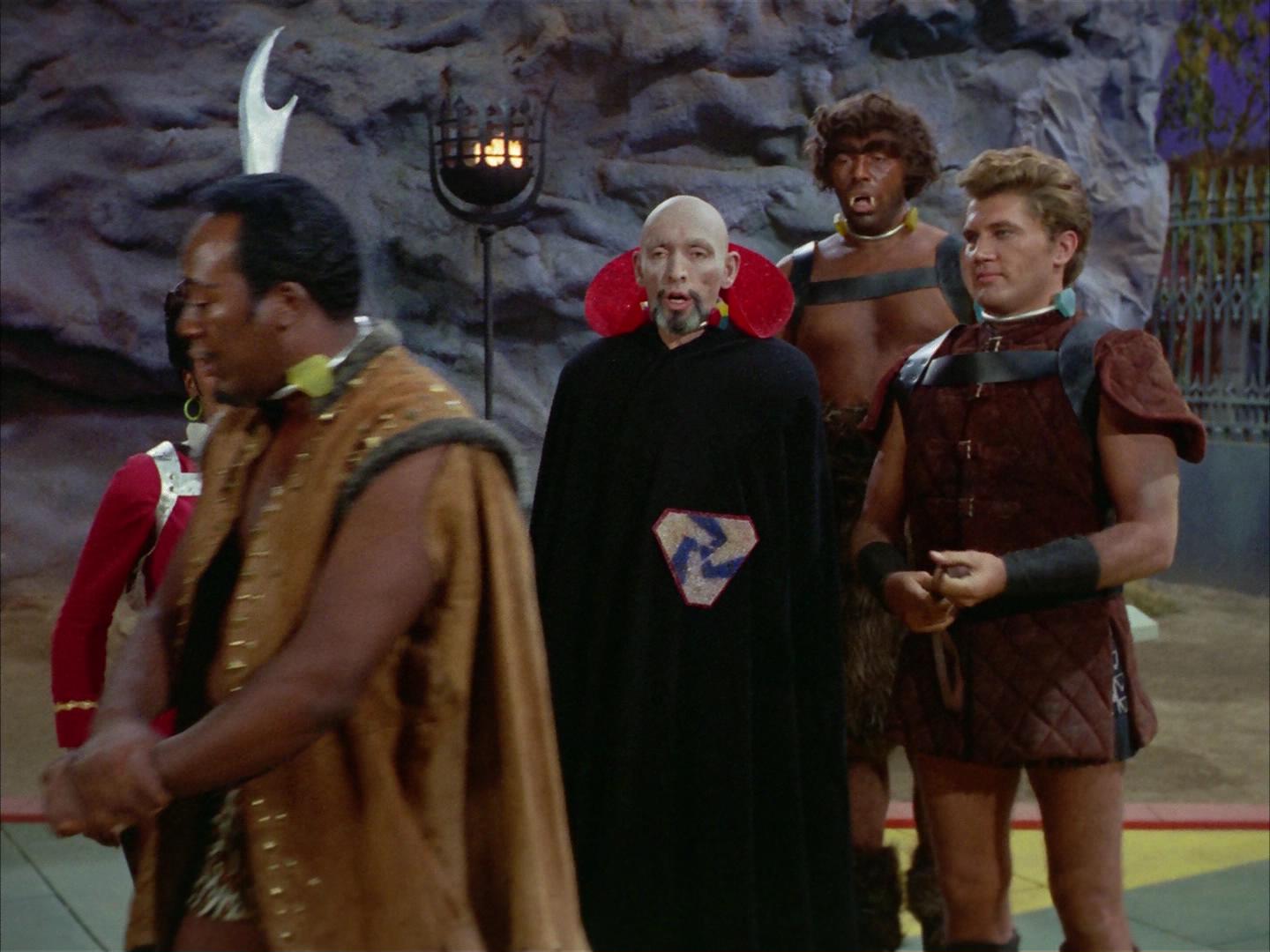 ariane179254_StarTrek_2x16_TheGamestersOfTriskelion_1285.jpg