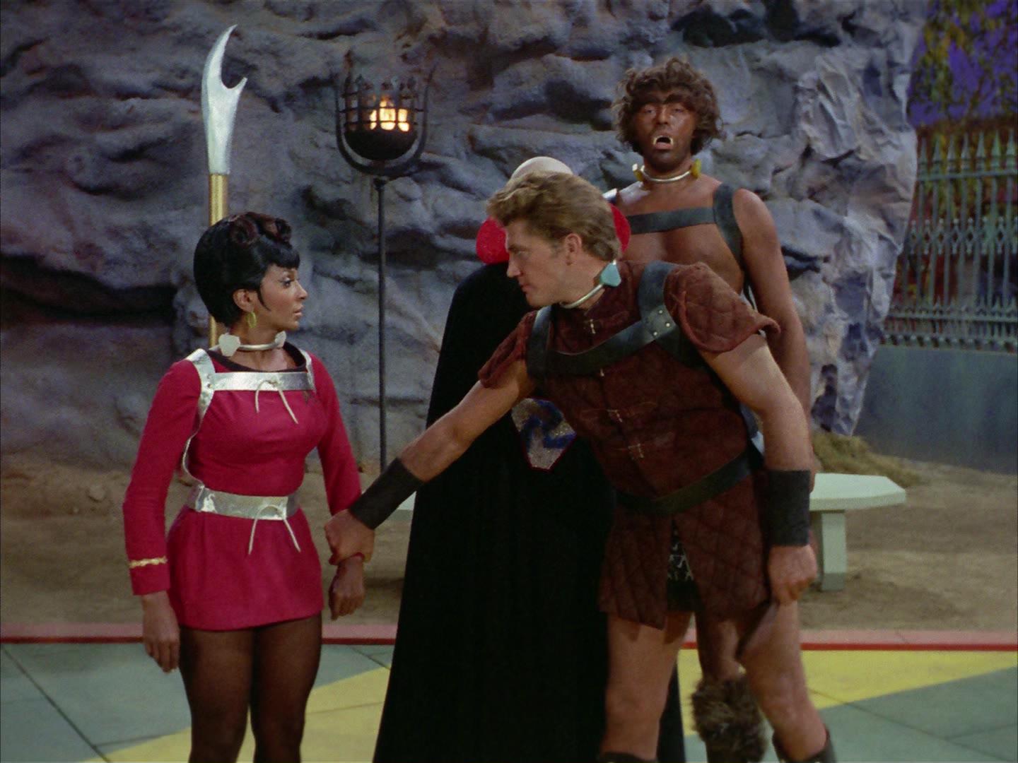 ariane179254_StarTrek_2x16_TheGamestersOfTriskelion_1290.jpg