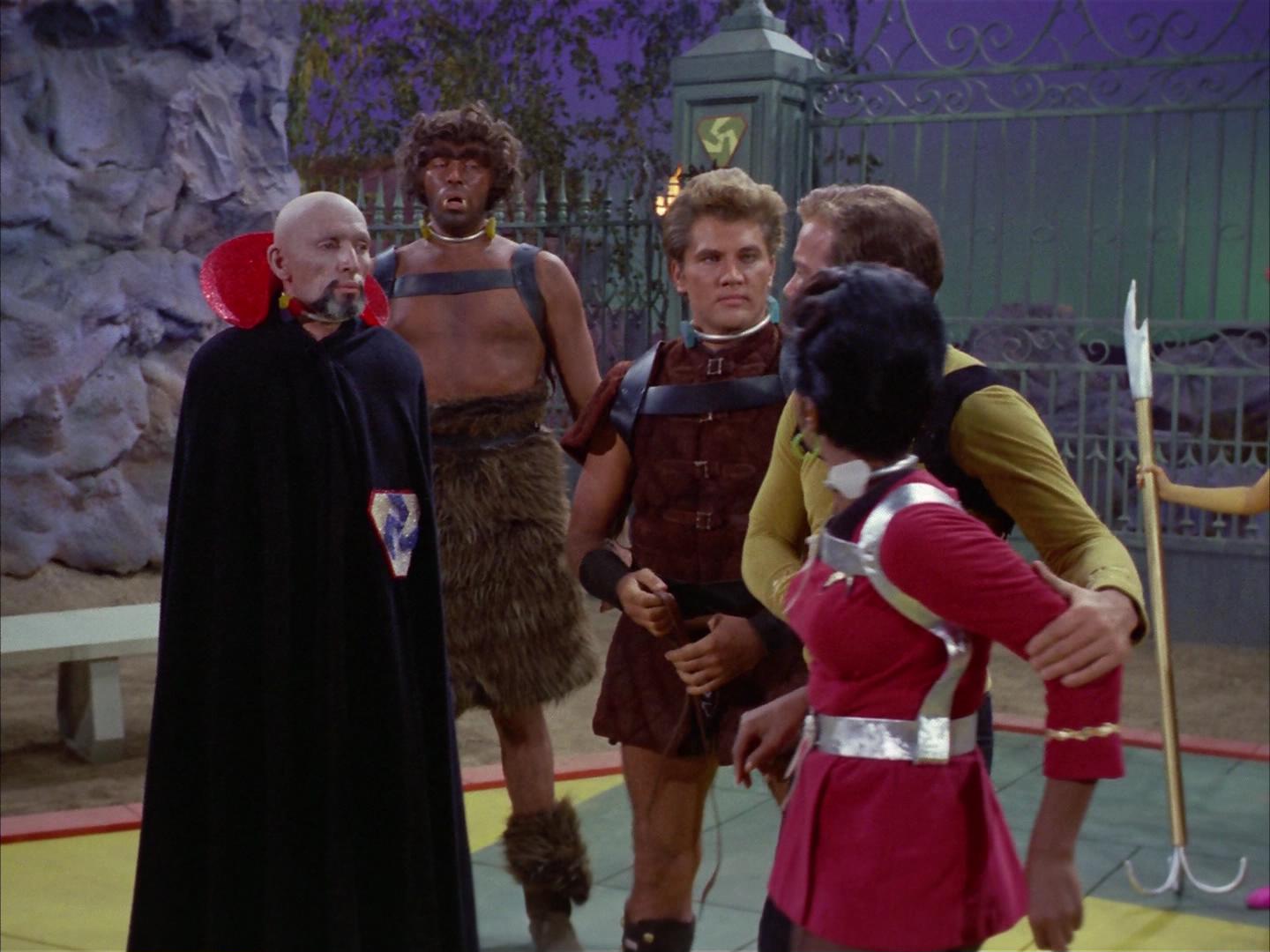 ariane179254_StarTrek_2x16_TheGamestersOfTriskelion_1298.jpg