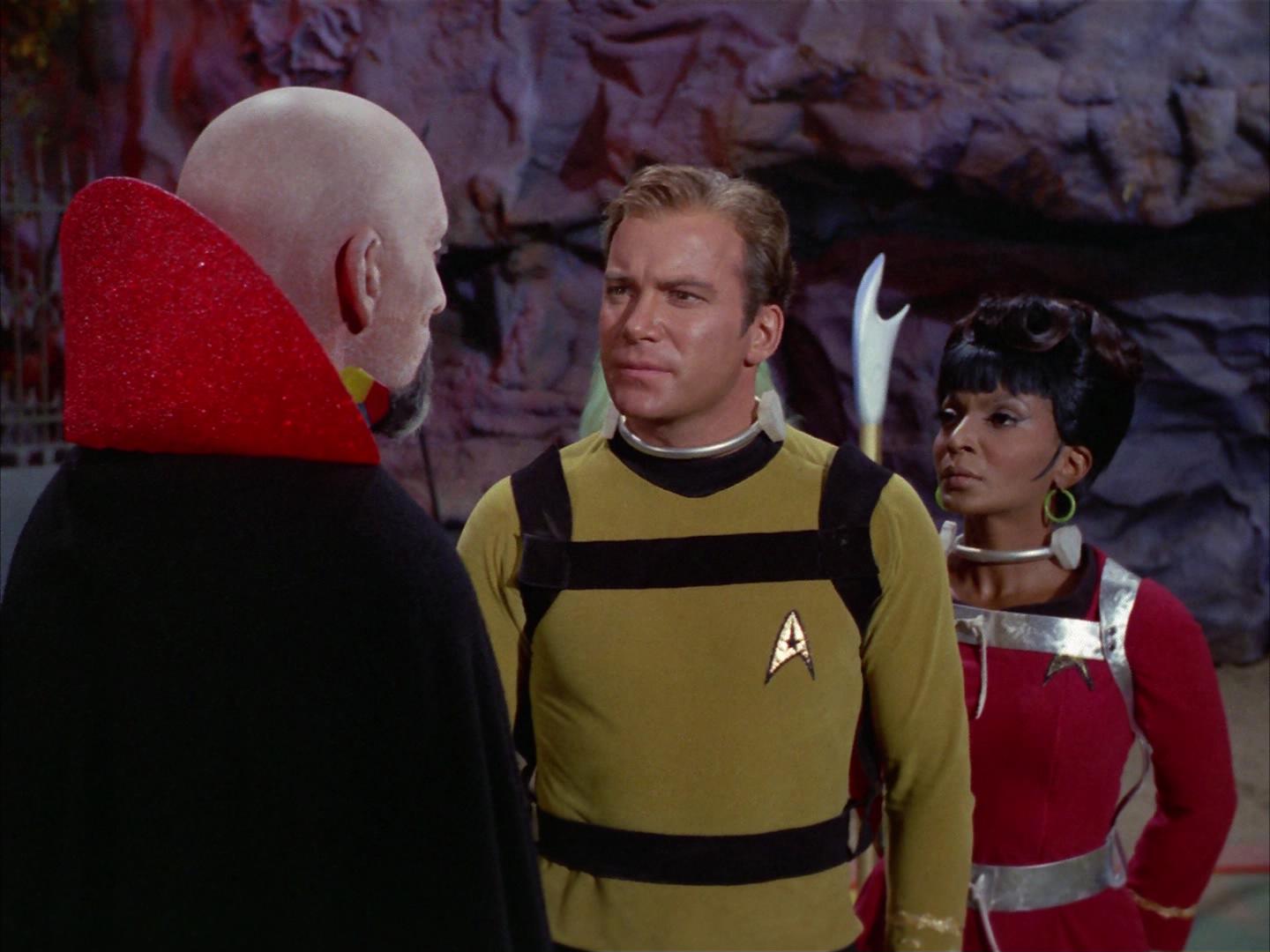 ariane179254_StarTrek_2x16_TheGamestersOfTriskelion_1303.jpg