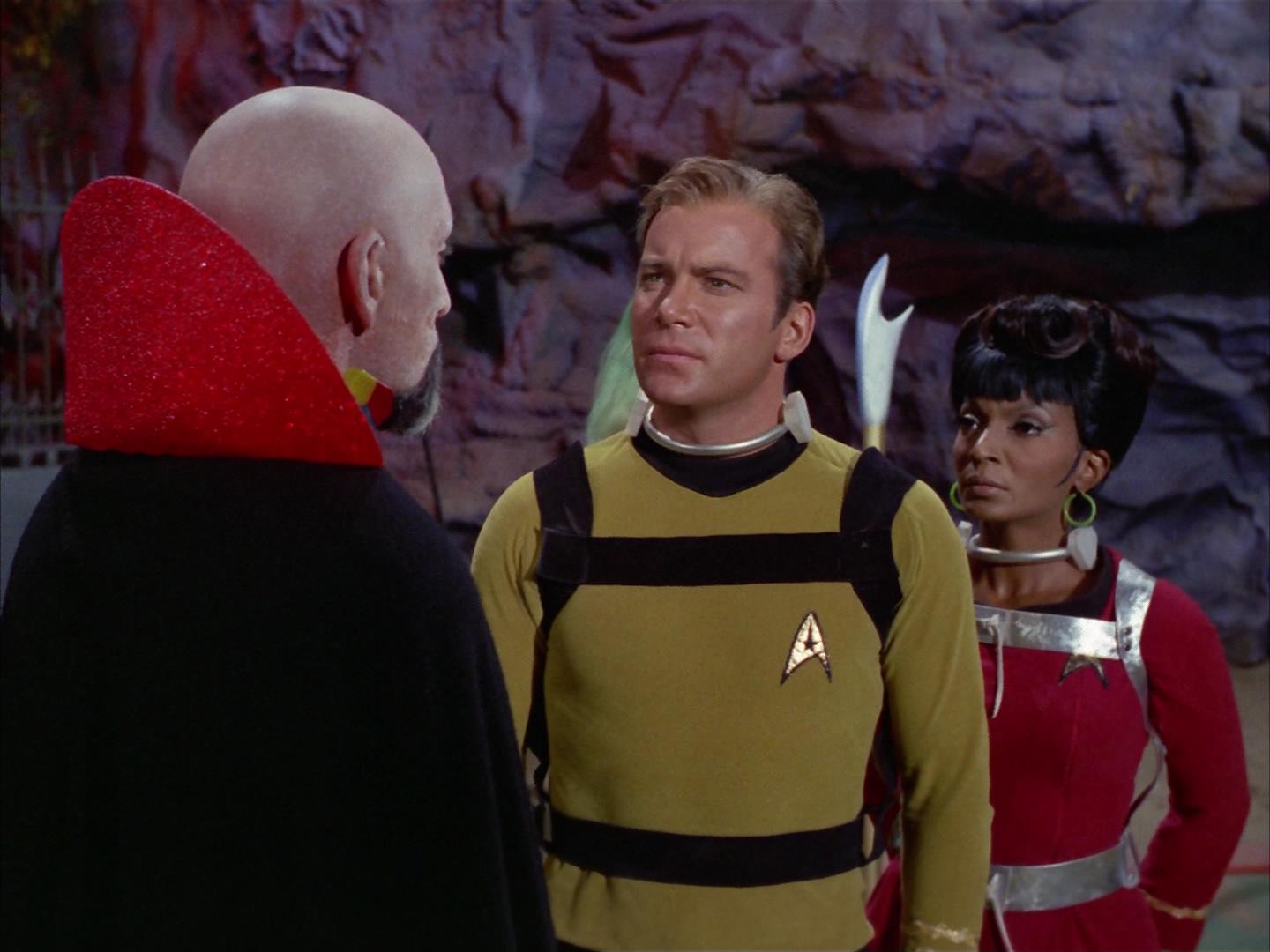ariane179254_StarTrek_2x16_TheGamestersOfTriskelion_1307.jpg