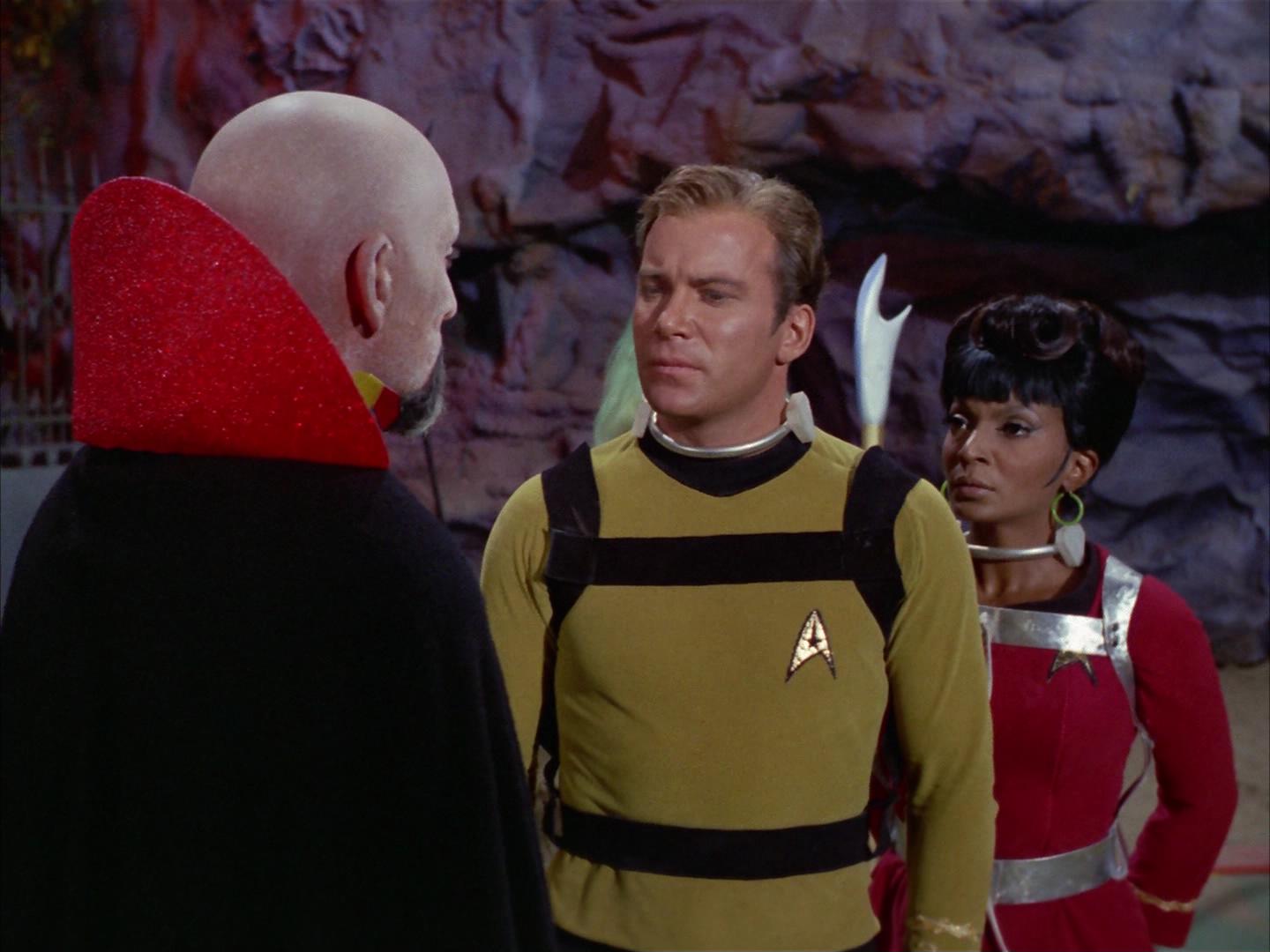 ariane179254_StarTrek_2x16_TheGamestersOfTriskelion_1313.jpg