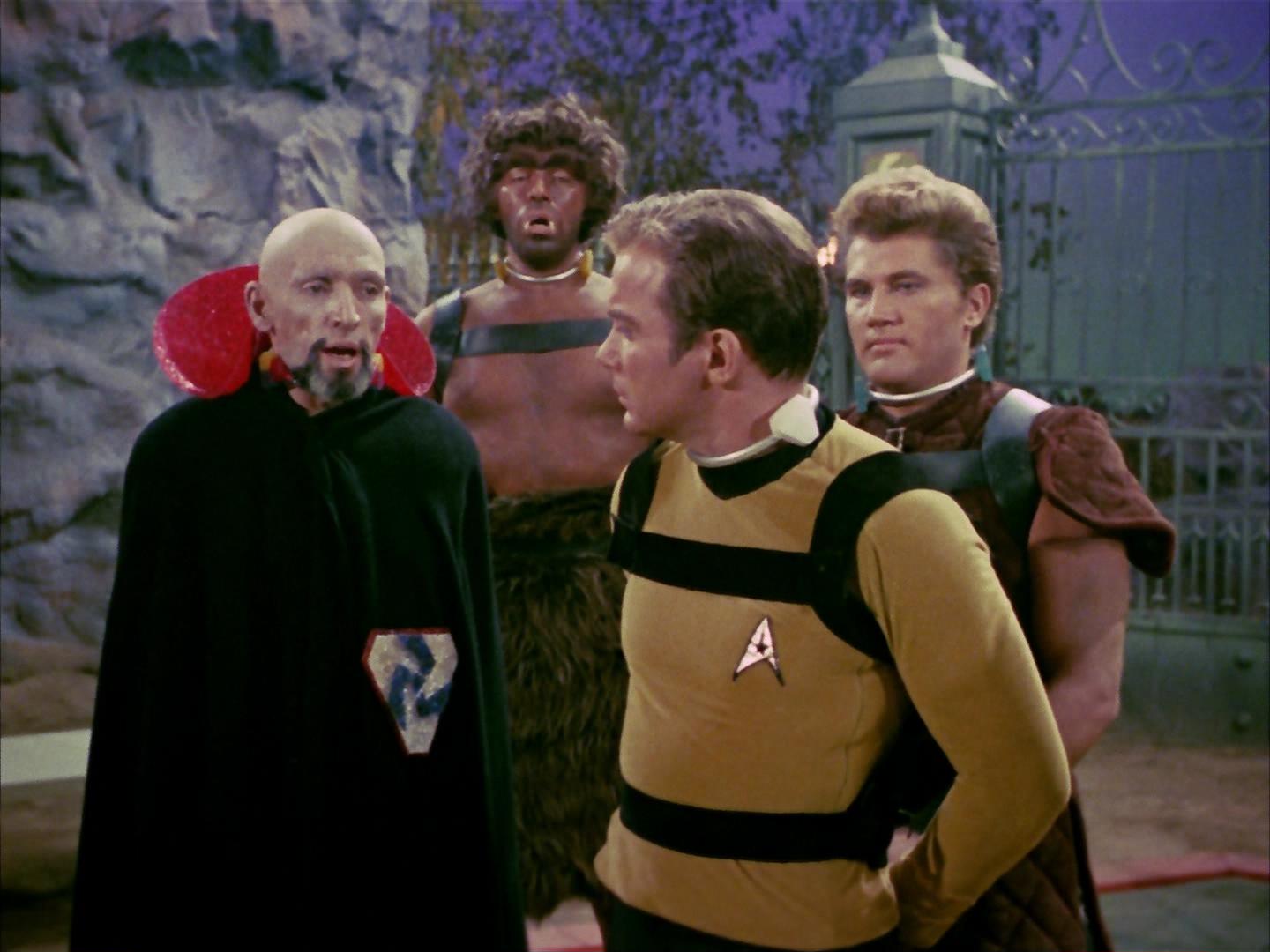 ariane179254_StarTrek_2x16_TheGamestersOfTriskelion_1334.jpg